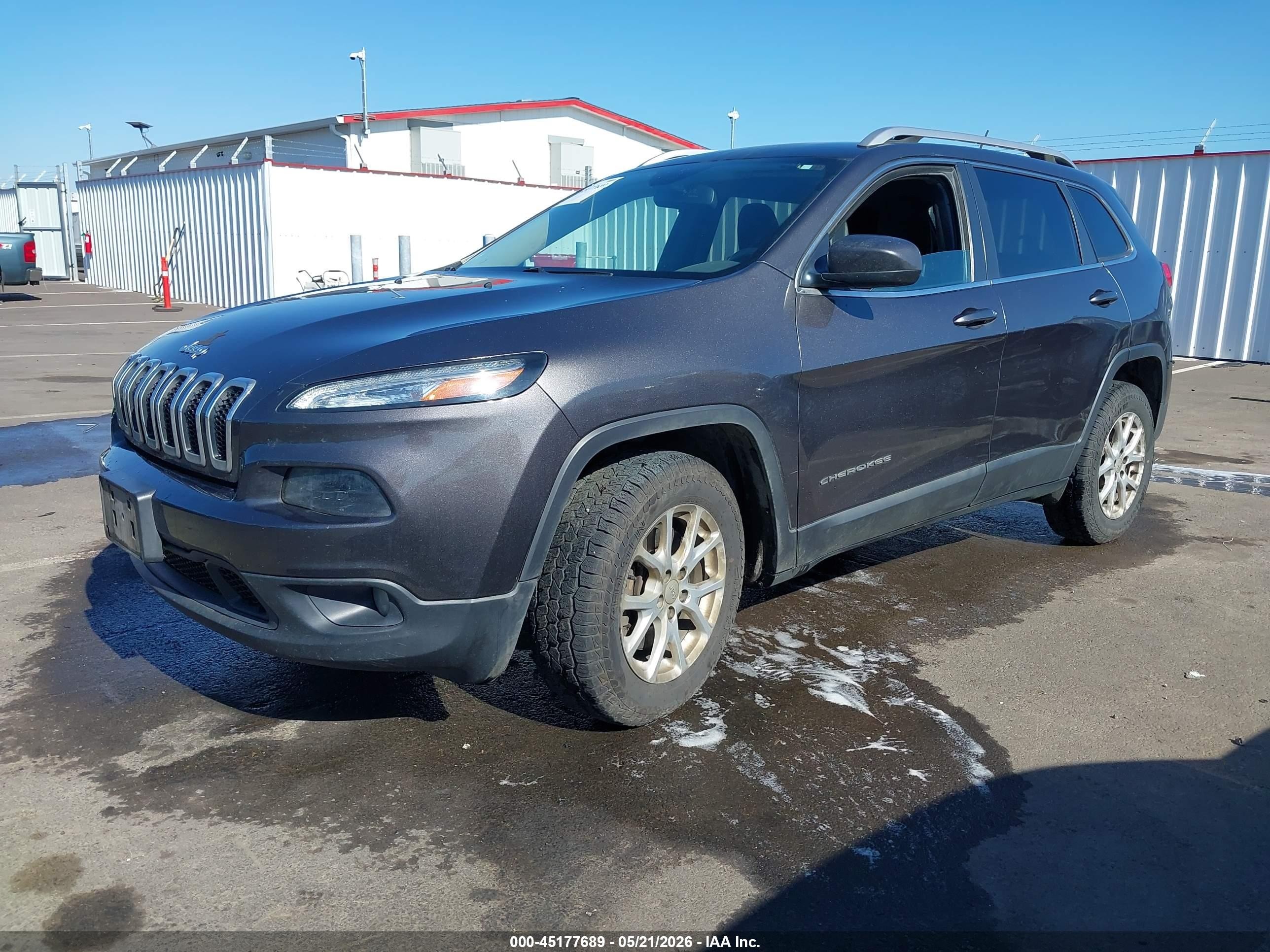 2015 Jeep Cherokee Latitude Gray vin: 1C4PJMCB7FW714729