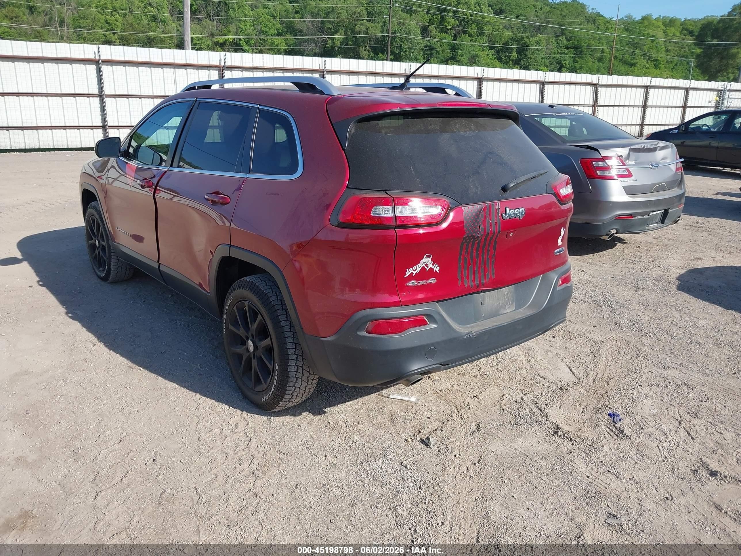 2015 Jeep Cherokee Latitude Tan vin: 1C4PJMCB7FW715041