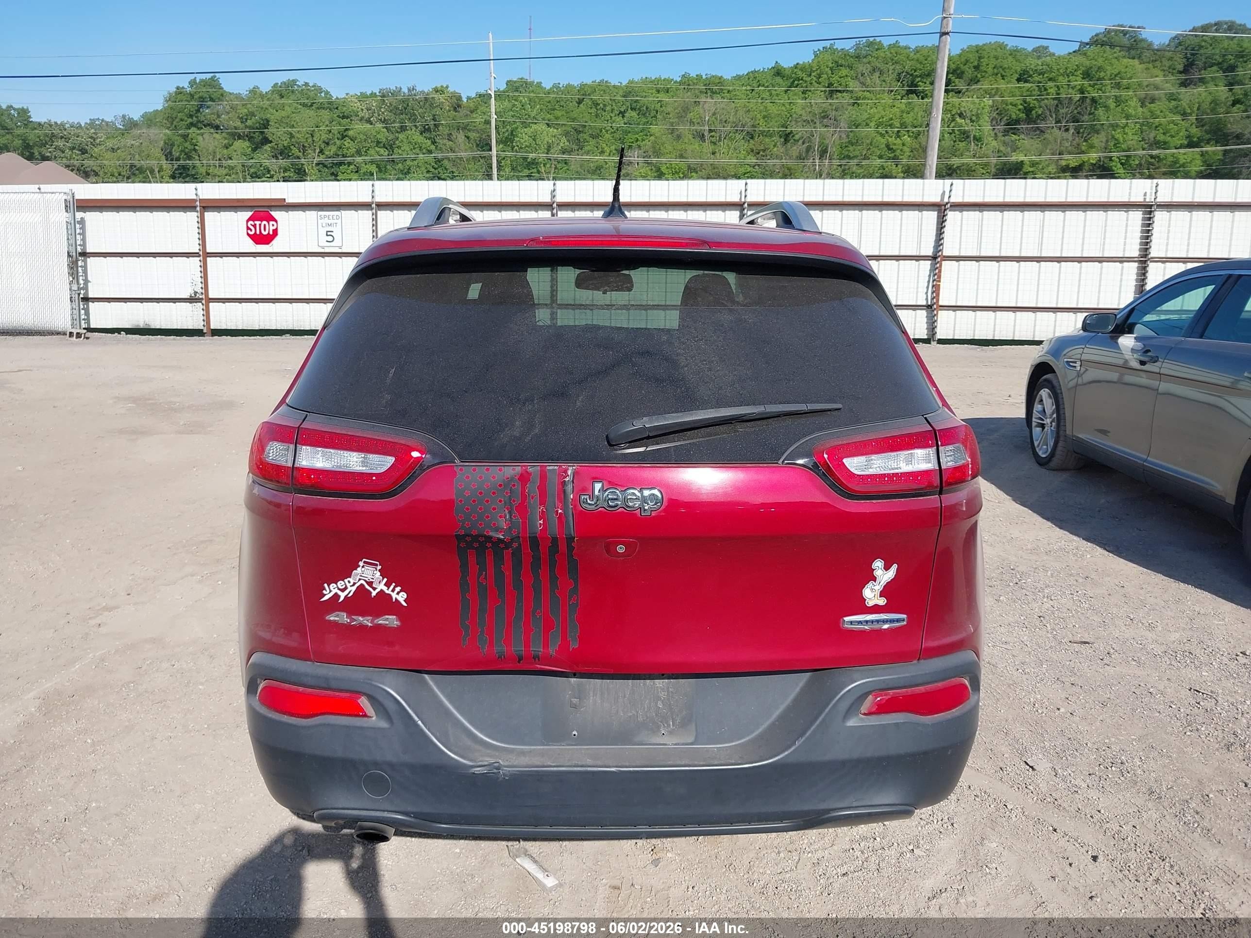 2015 Jeep Cherokee Latitude Tan vin: 1C4PJMCB7FW715041