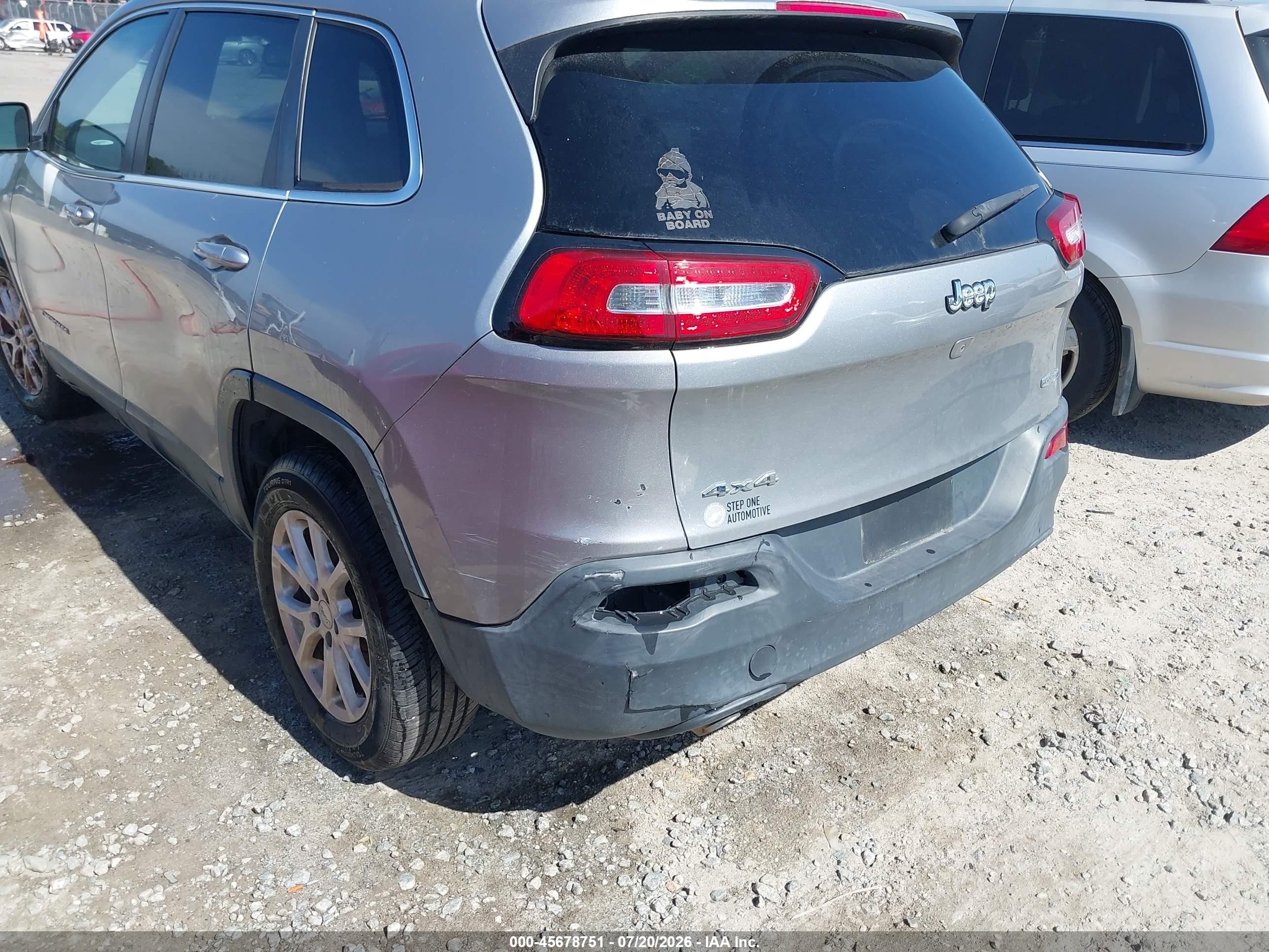 2015 Jeep Cherokee Latitude Серый vin: 1C4PJMCB7FW744474