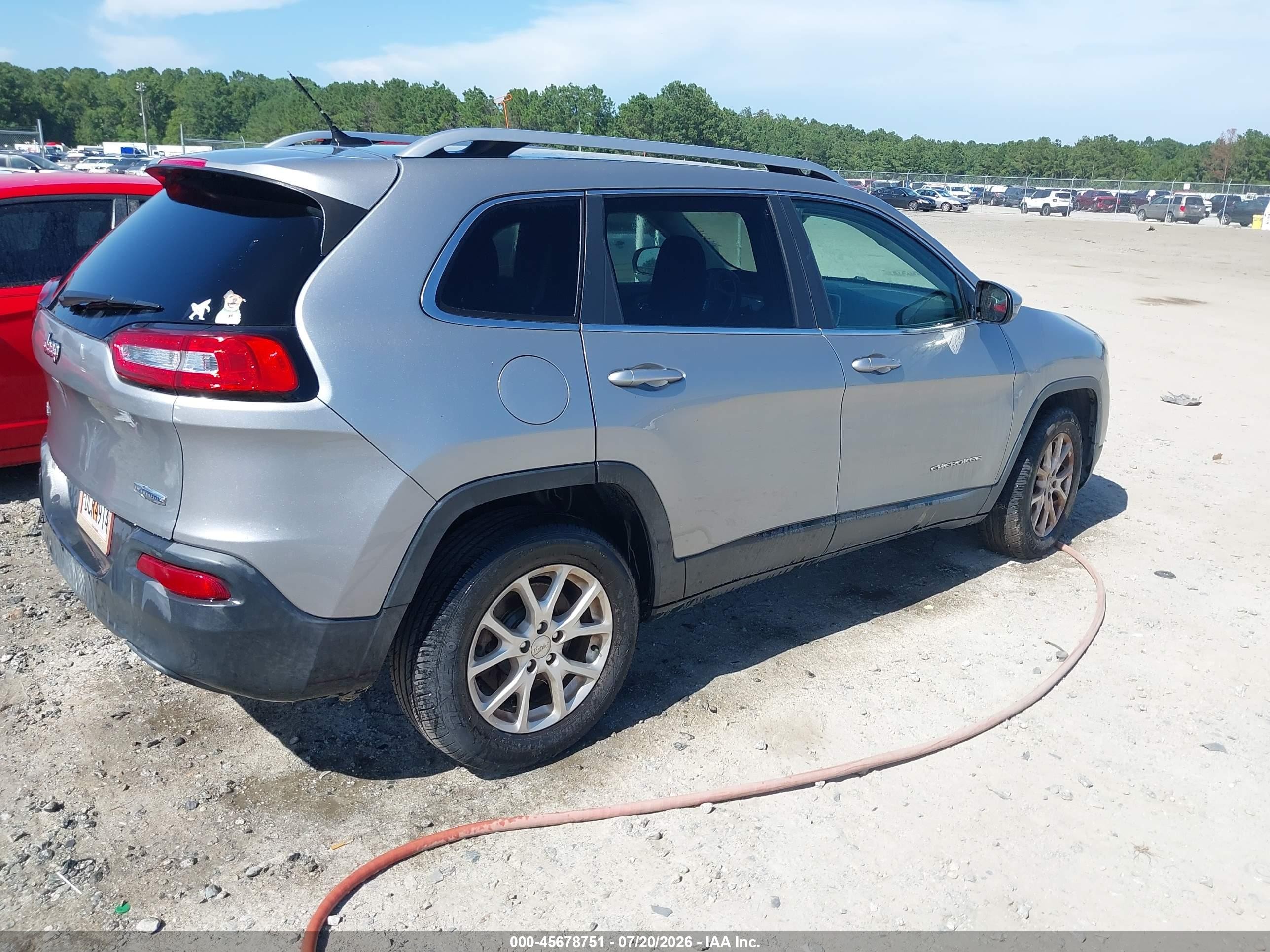 2015 Jeep Cherokee Latitude Серый vin: 1C4PJMCB7FW744474