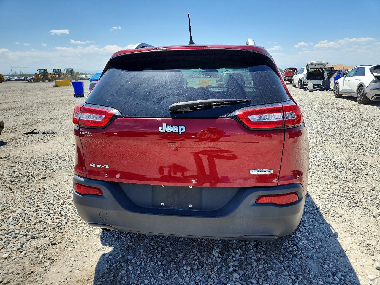 2017 Jeep Cherokee Latitude Red vin: 1C4PJMCB7HD220546