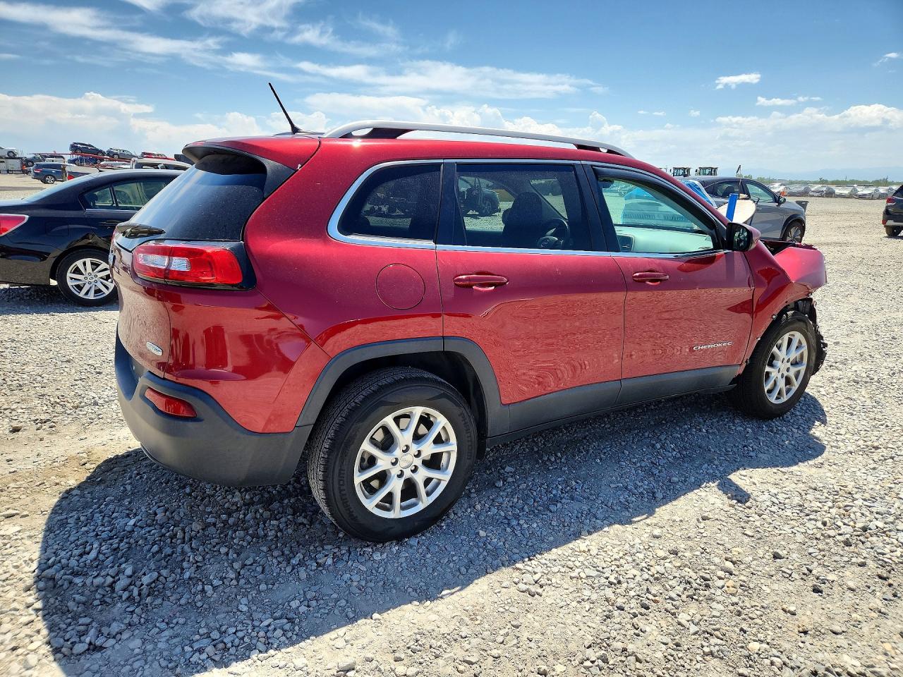 2017 Jeep Cherokee Latitude Red vin: 1C4PJMCB7HD220546