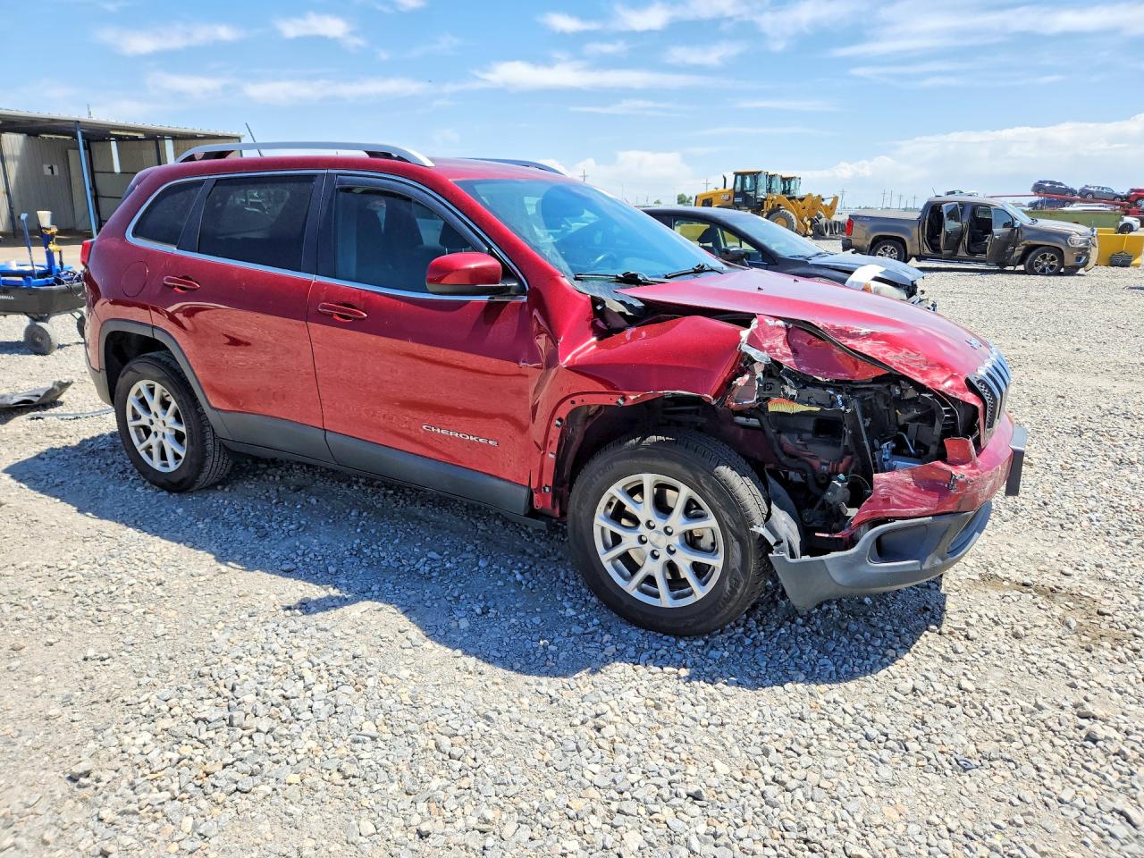 2017 Jeep Cherokee Latitude Red vin: 1C4PJMCB7HD220546