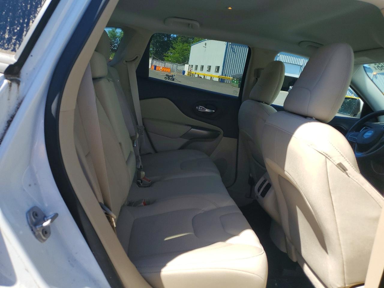 2021 Jeep Cherokee Latitude White vin: 1C4PJMCB7MD240130
