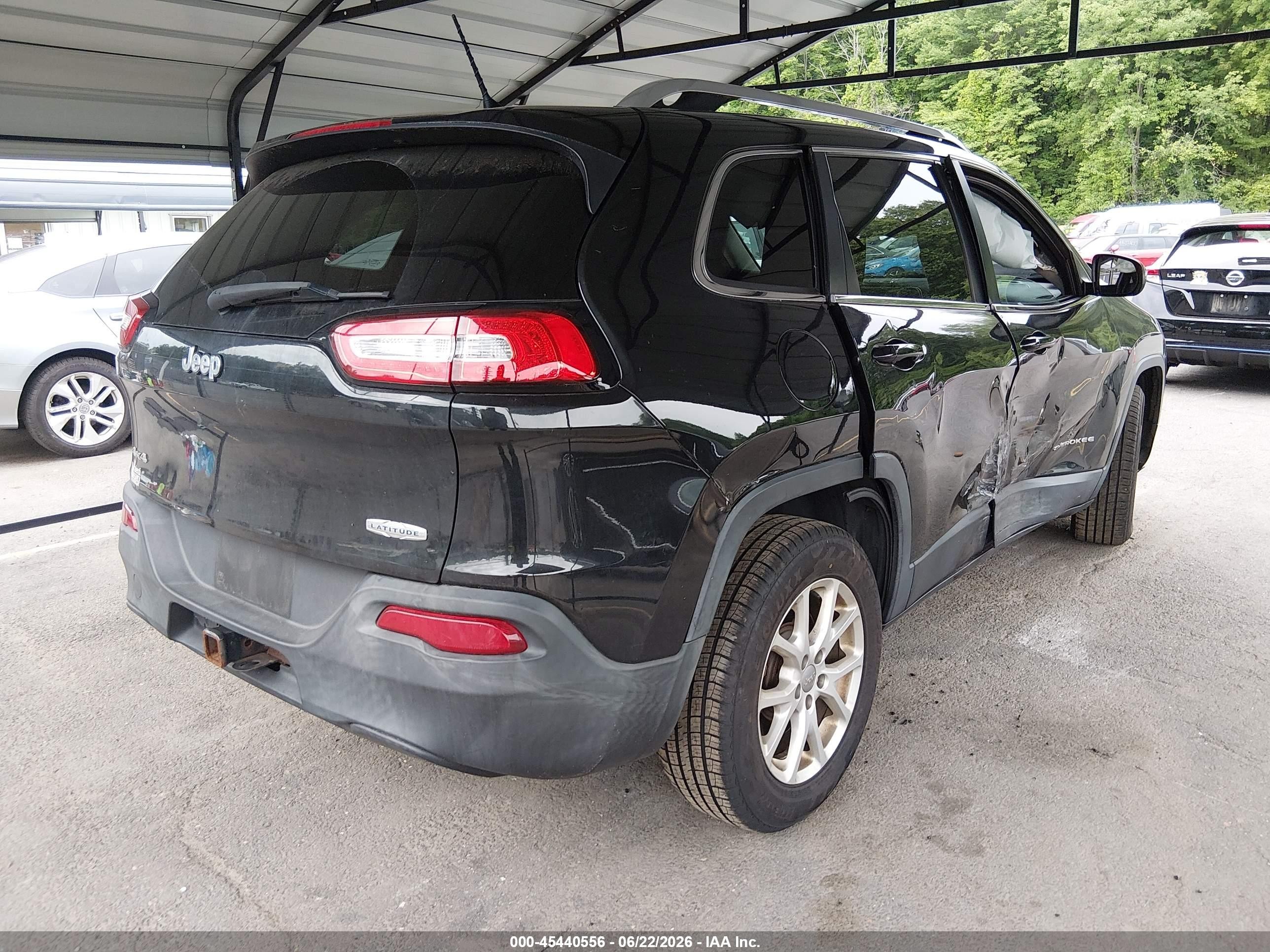 2014 Jeep Cherokee Latitude Black vin: 1C4PJMCB8EW220118