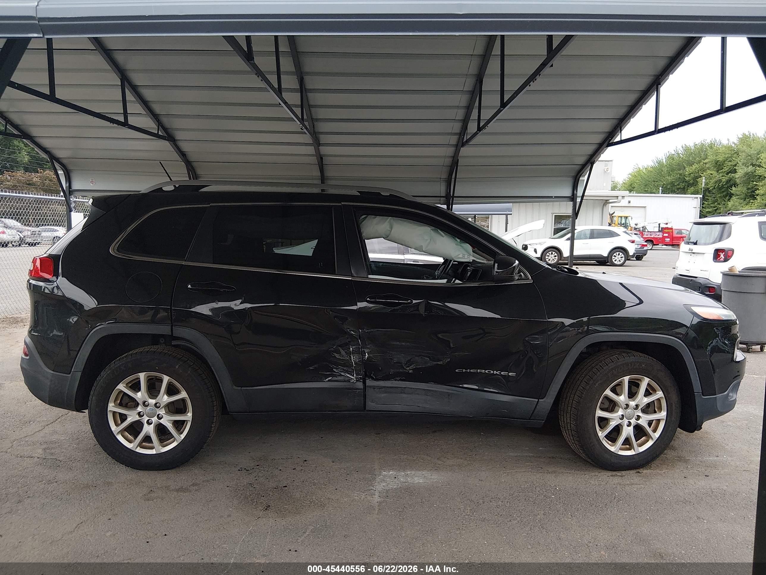 2014 Jeep Cherokee Latitude Black vin: 1C4PJMCB8EW220118