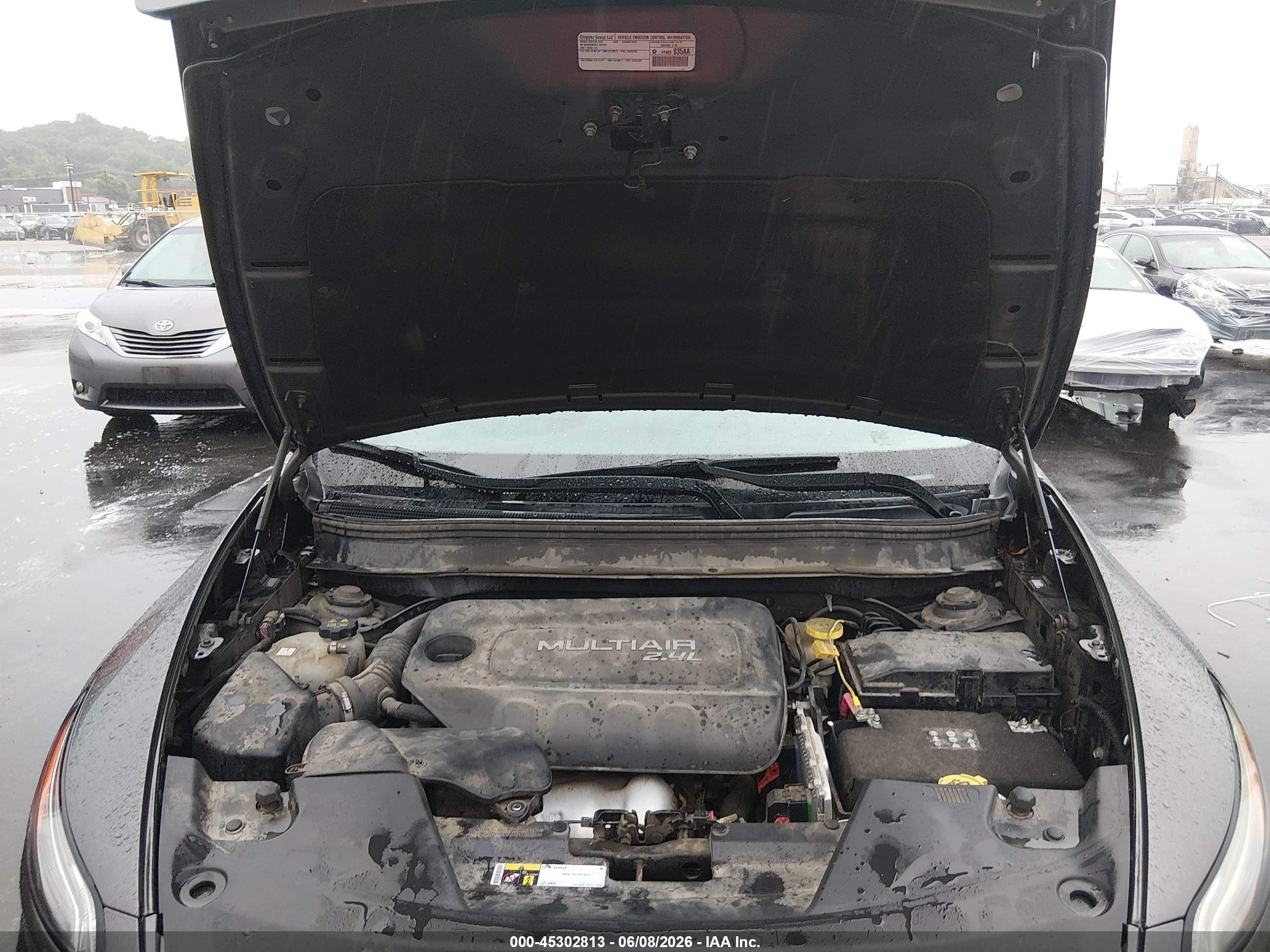2014 Jeep Cherokee Latitude Gray vin: 1C4PJMCB8EW224542