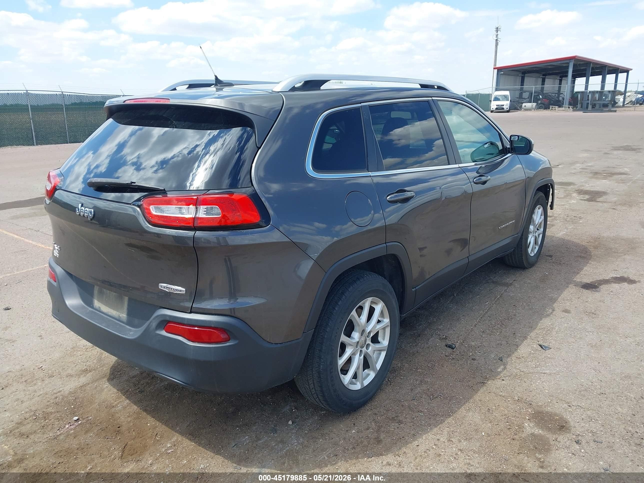 2014 Jeep Cherokee Latitude Gray vin: 1C4PJMCB8EW232544