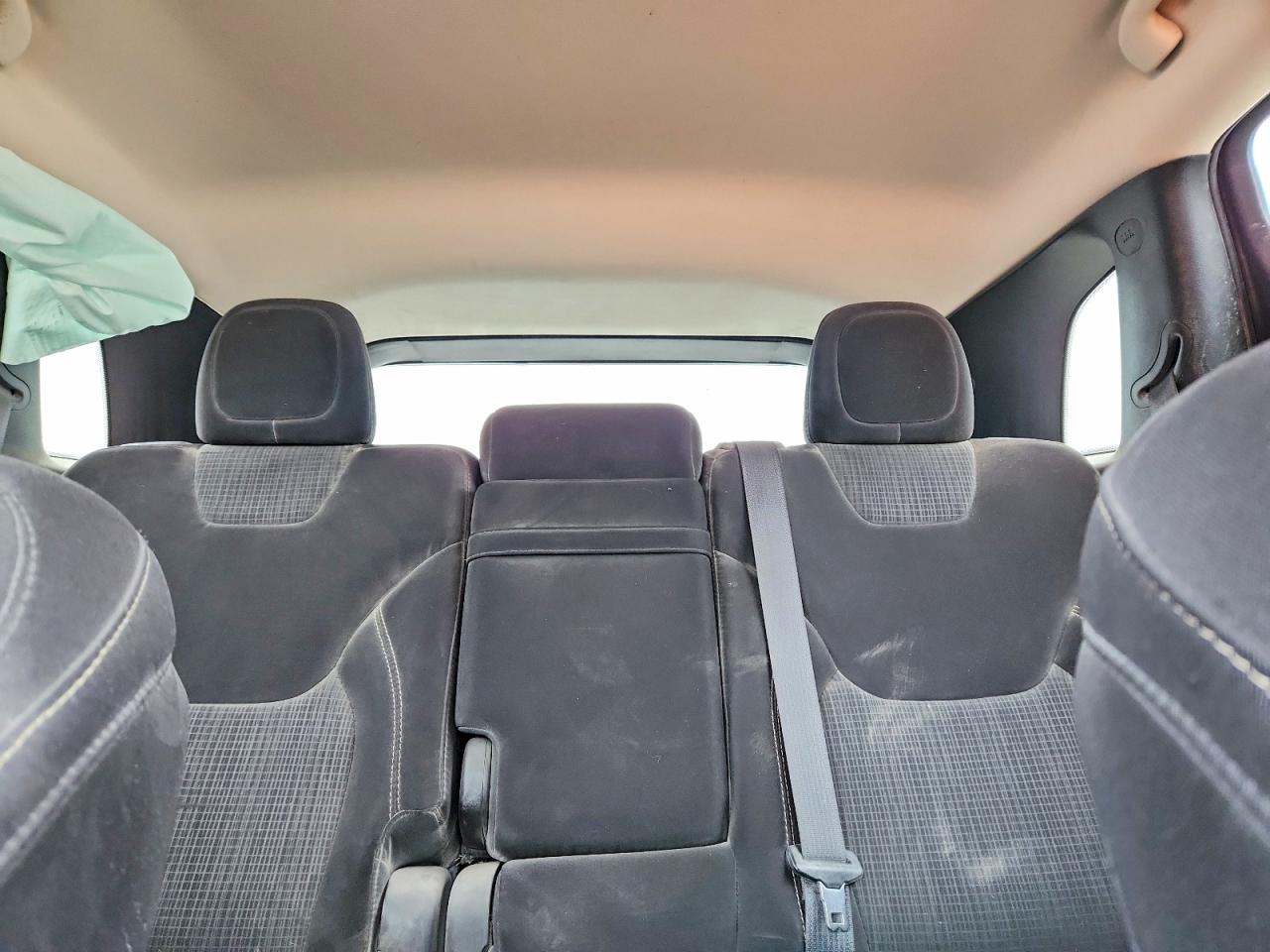 2015 Jeep Cherokee Latitude Red vin: 1C4PJMCB8FW715534