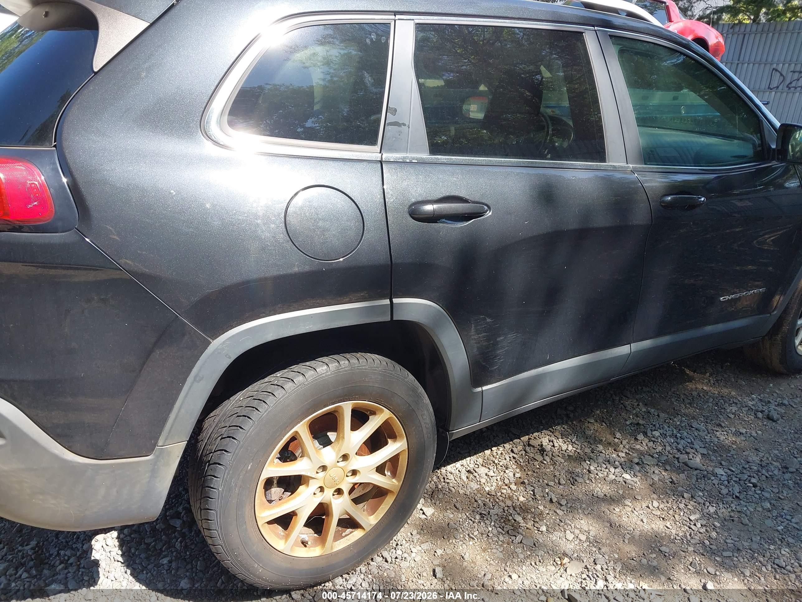 2015 Jeep Cherokee Latitude Black vin: 1C4PJMCB8FW794929
