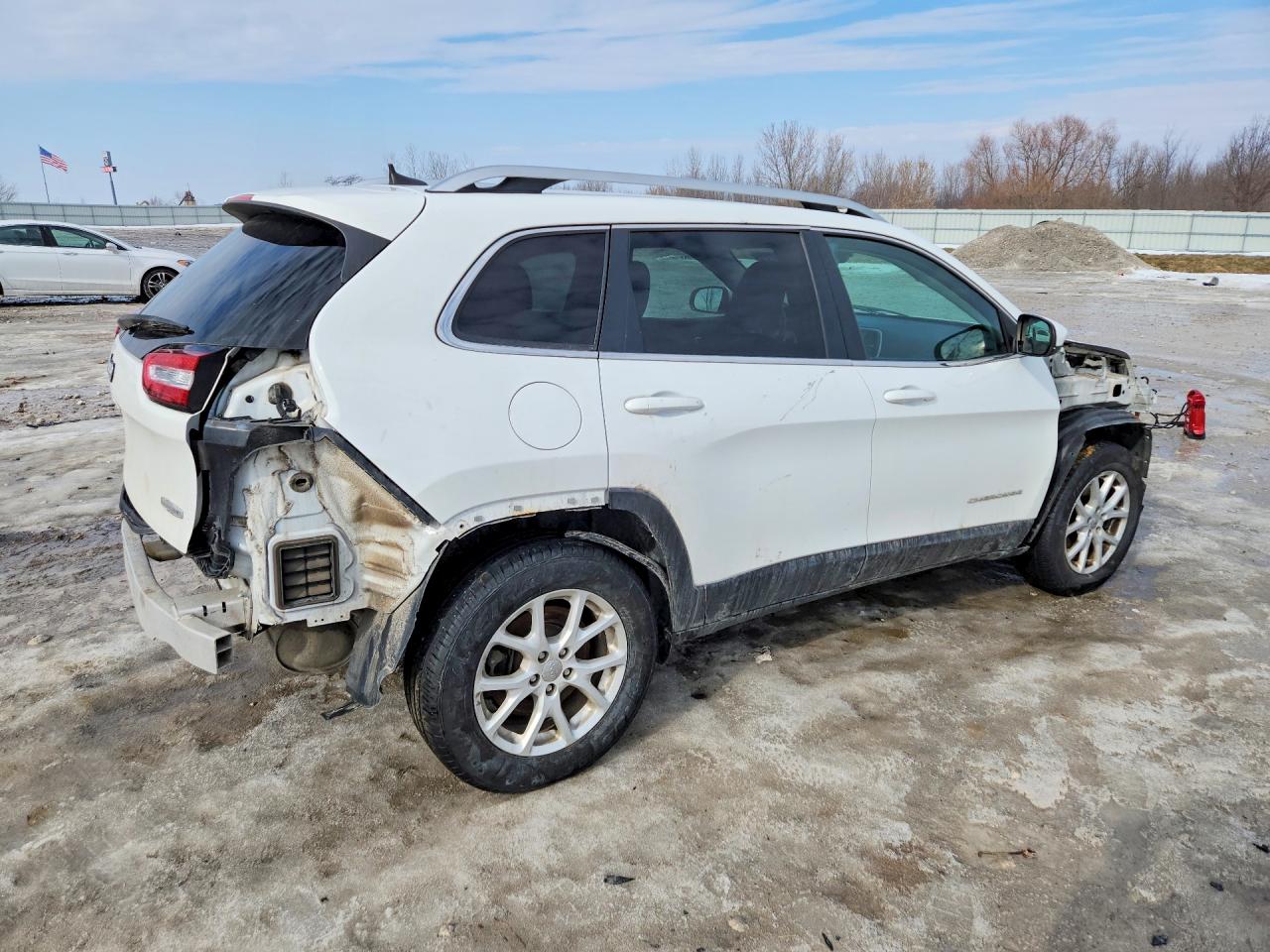 2017 Jeep Cherokee Latitude White vin: 1C4PJMCB8HW576282