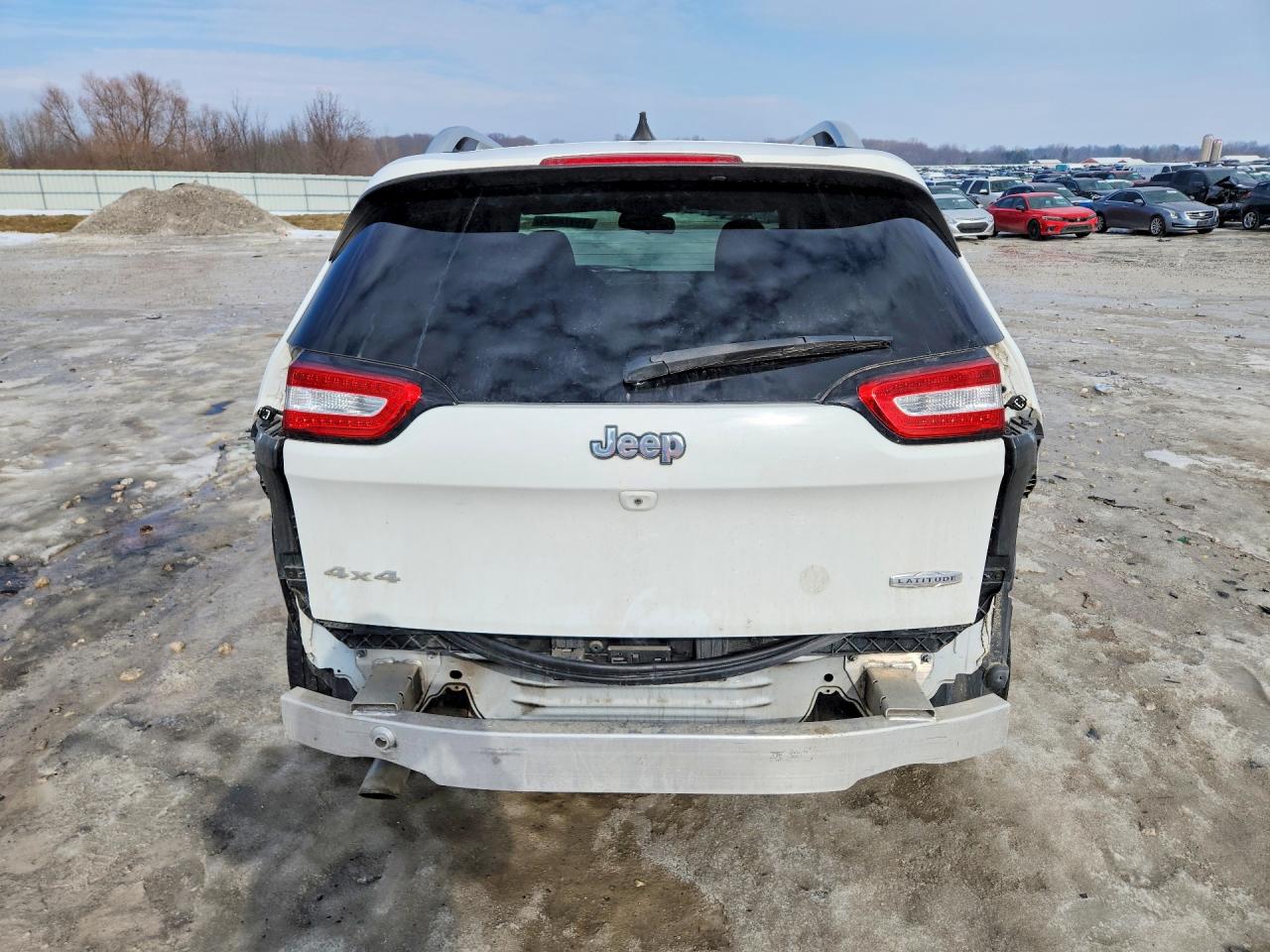 2017 Jeep Cherokee Latitude White vin: 1C4PJMCB8HW576282
