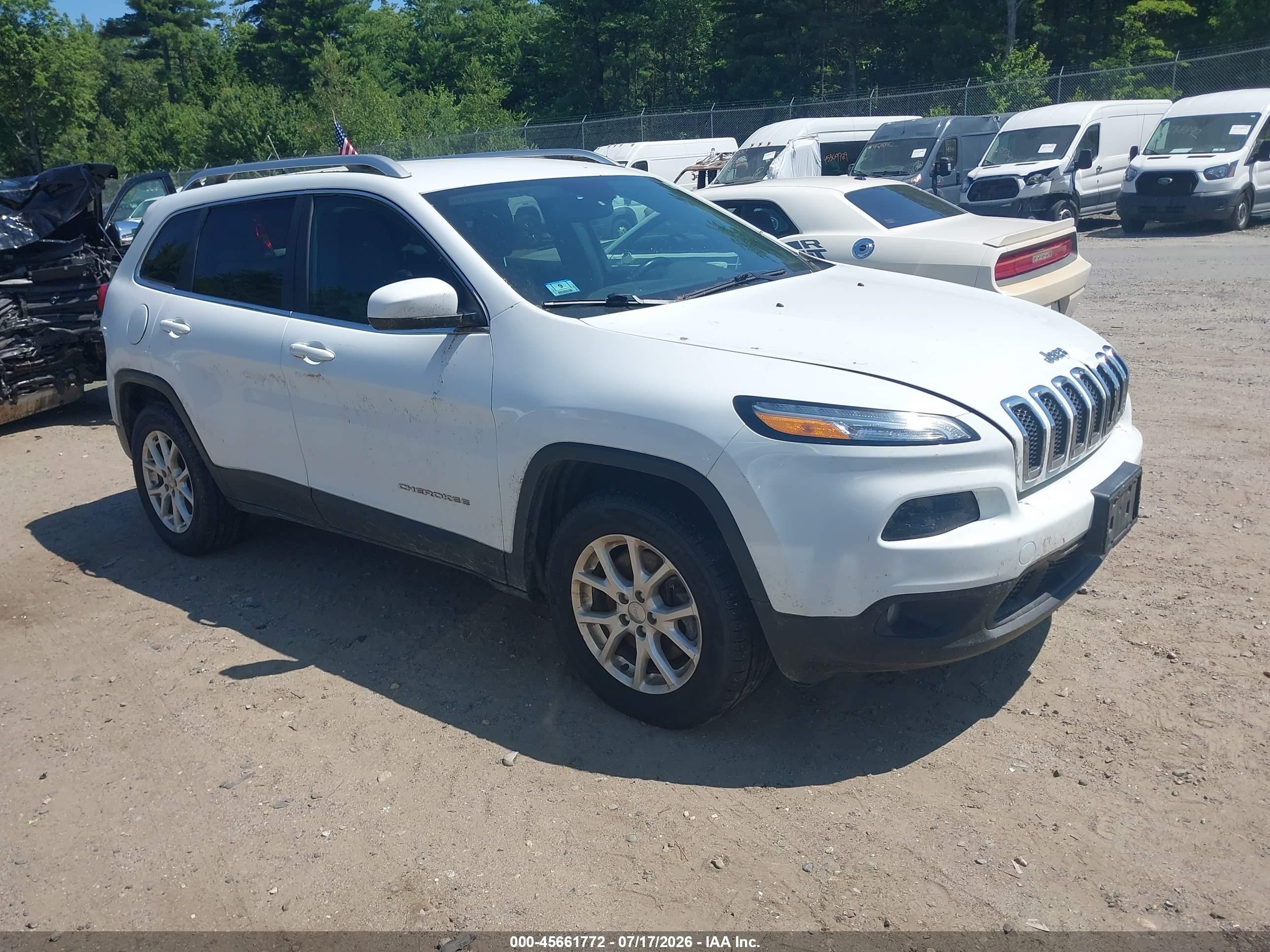 2014 Jeep Cherokee Latitude White vin: 1C4PJMCB9EW169910