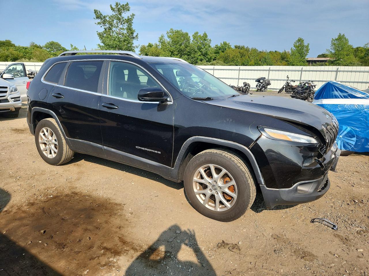 2014 Jeep Cherokee Latitude Black vin: 1C4PJMCB9EW171849