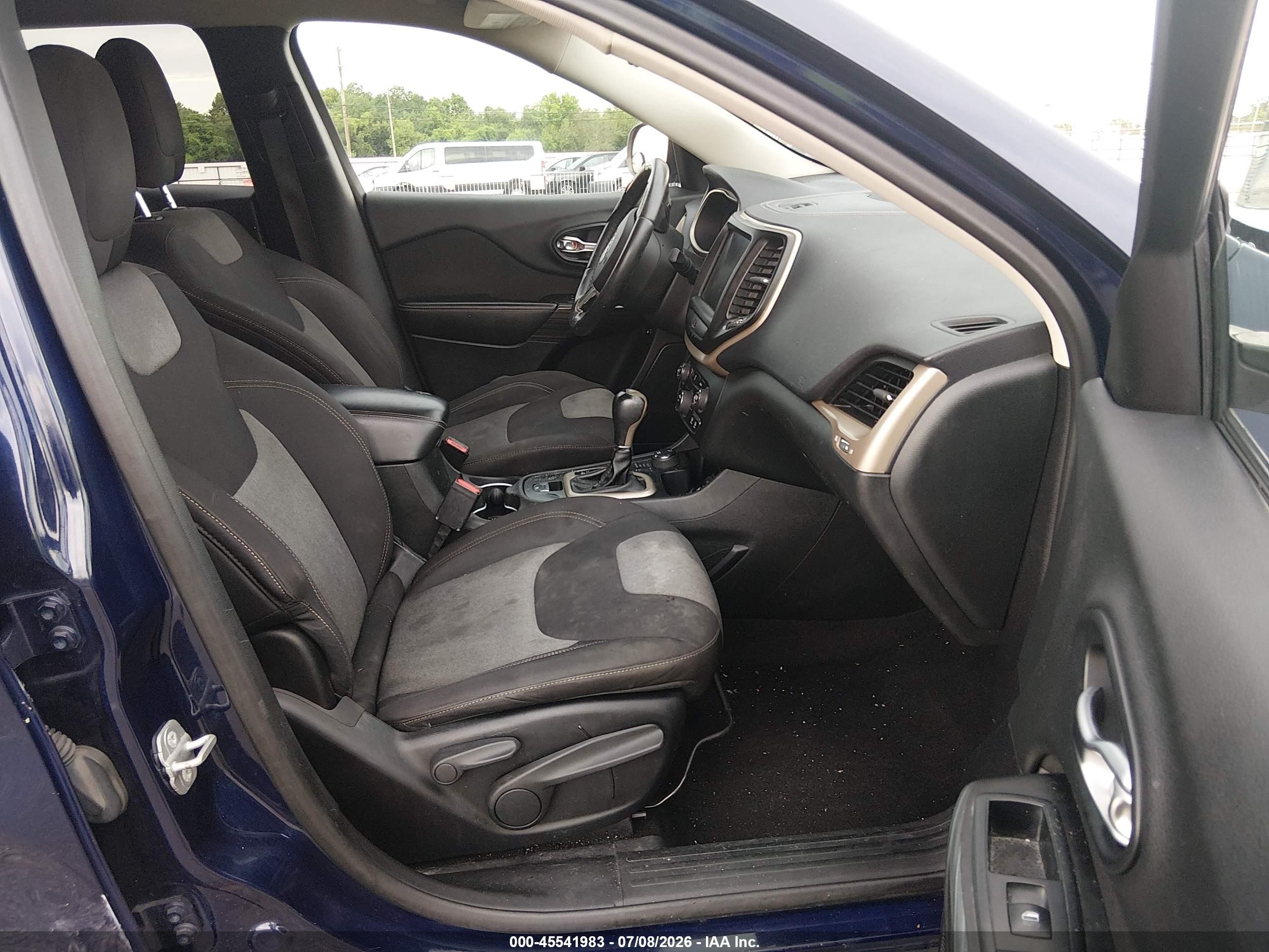 2014 Jeep Cherokee Latitude Blue vin: 1C4PJMCB9EW181619