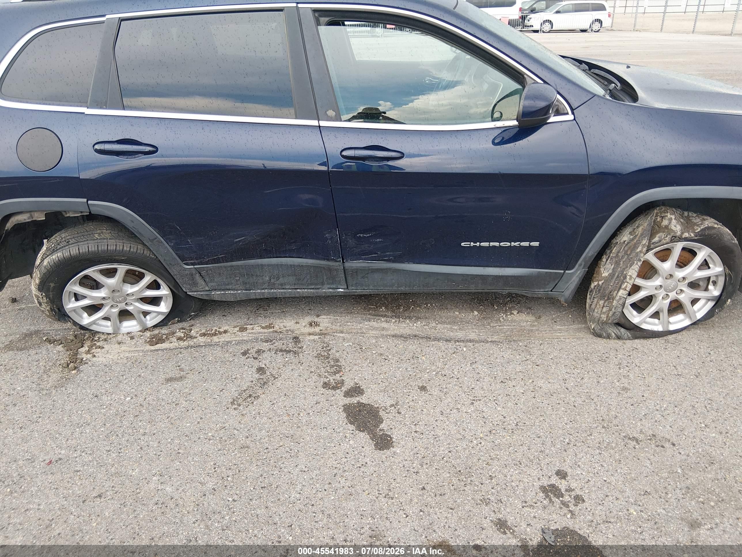 2014 Jeep Cherokee Latitude Blue vin: 1C4PJMCB9EW181619