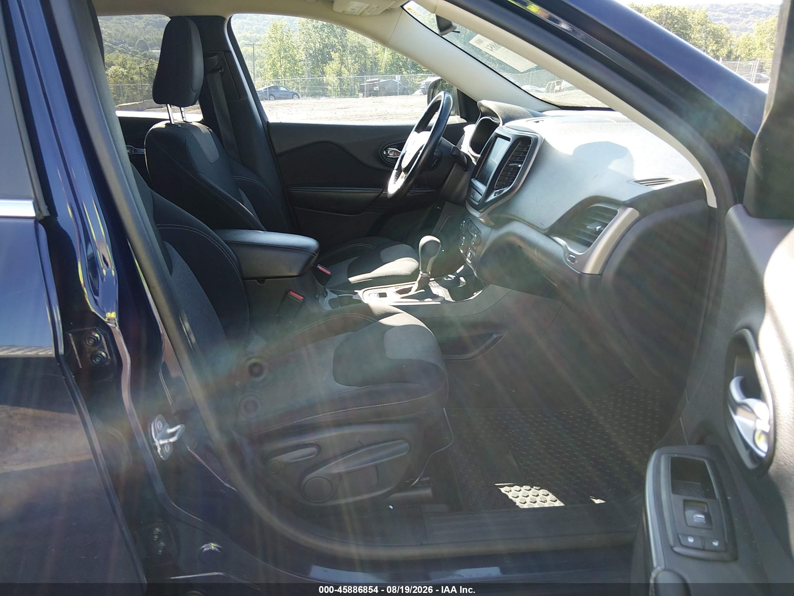 2014 Jeep Cherokee Latitude Dark Blue vin: 1C4PJMCB9EW197819