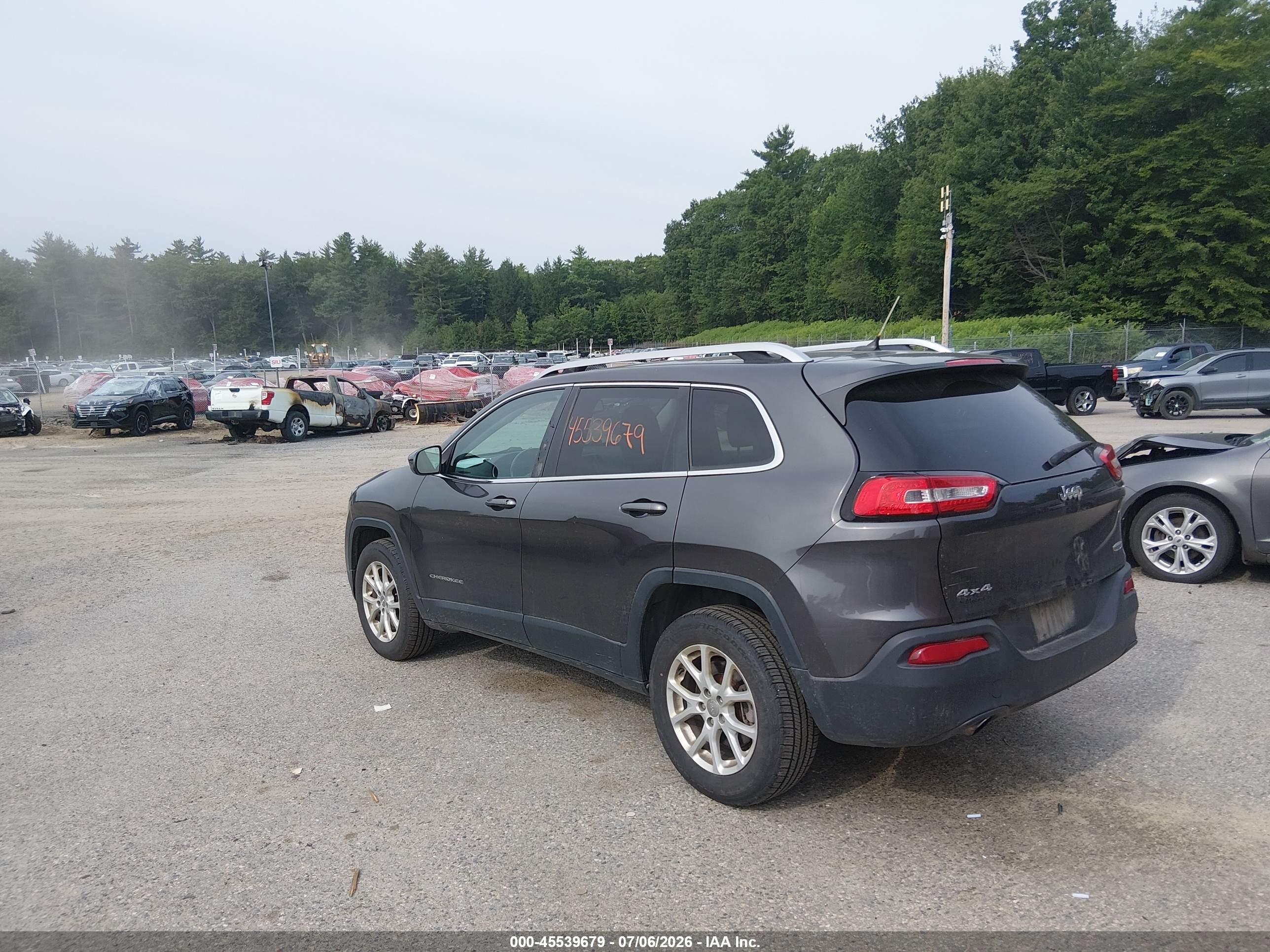 2014 Jeep Cherokee Latitude Gray vin: 1C4PJMCB9EW201397