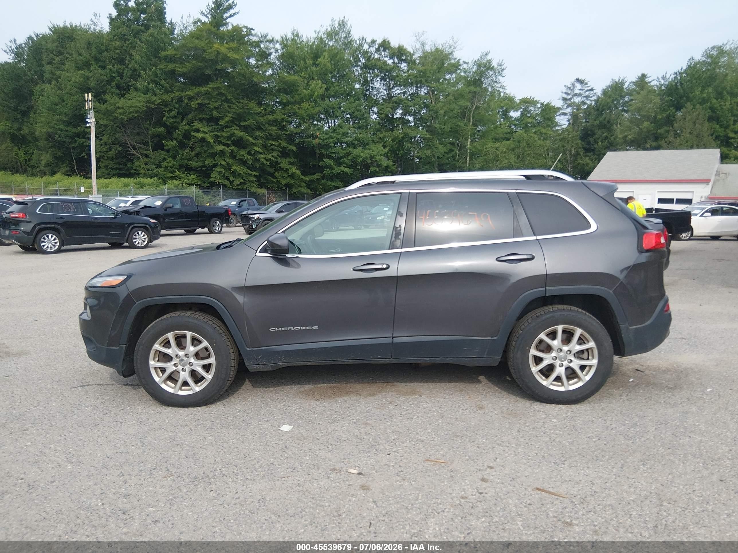 2014 Jeep Cherokee Latitude Gray vin: 1C4PJMCB9EW201397