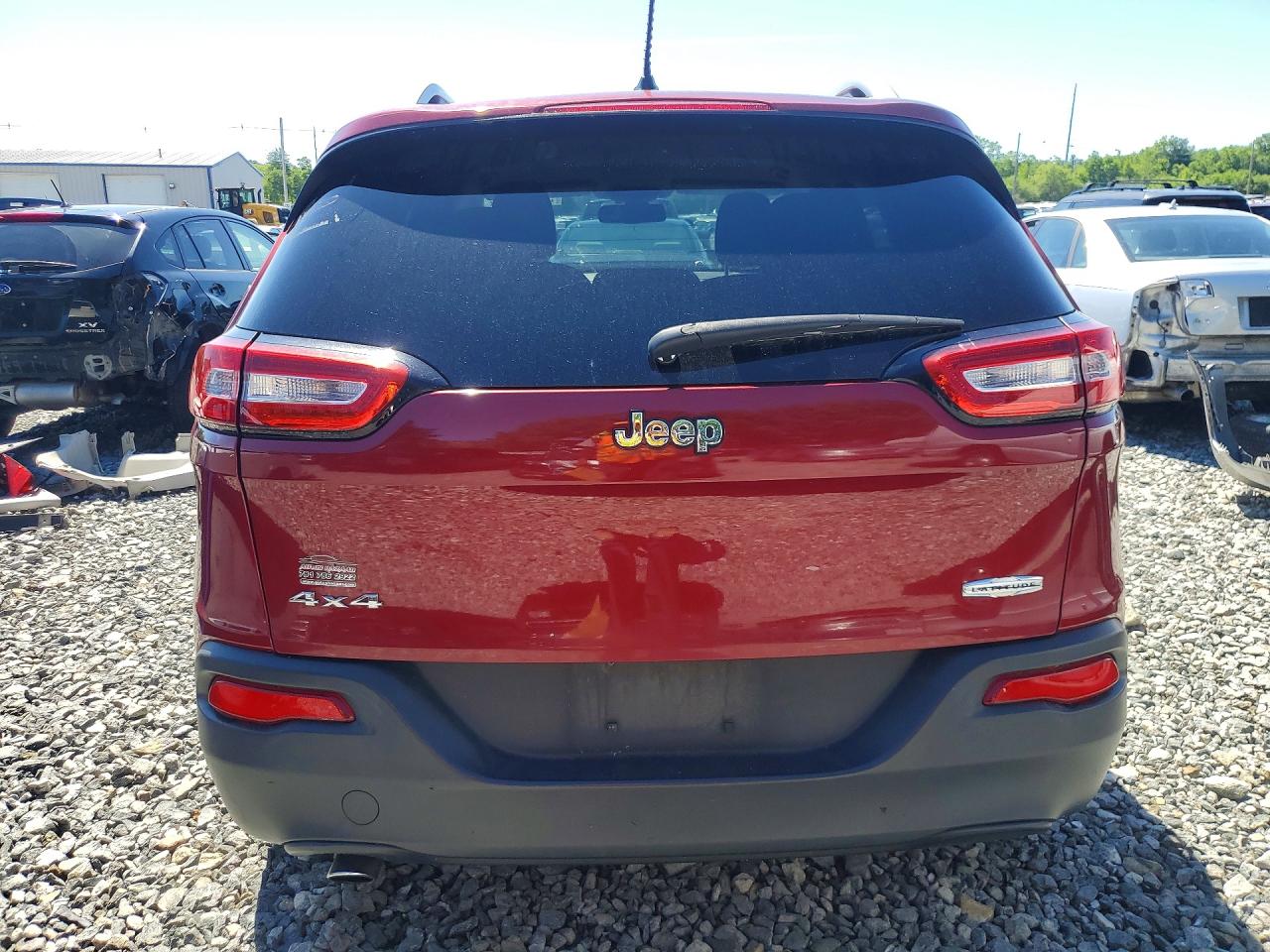 2014 Jeep Cherokee Latitude Red vin: 1C4PJMCB9EW201402