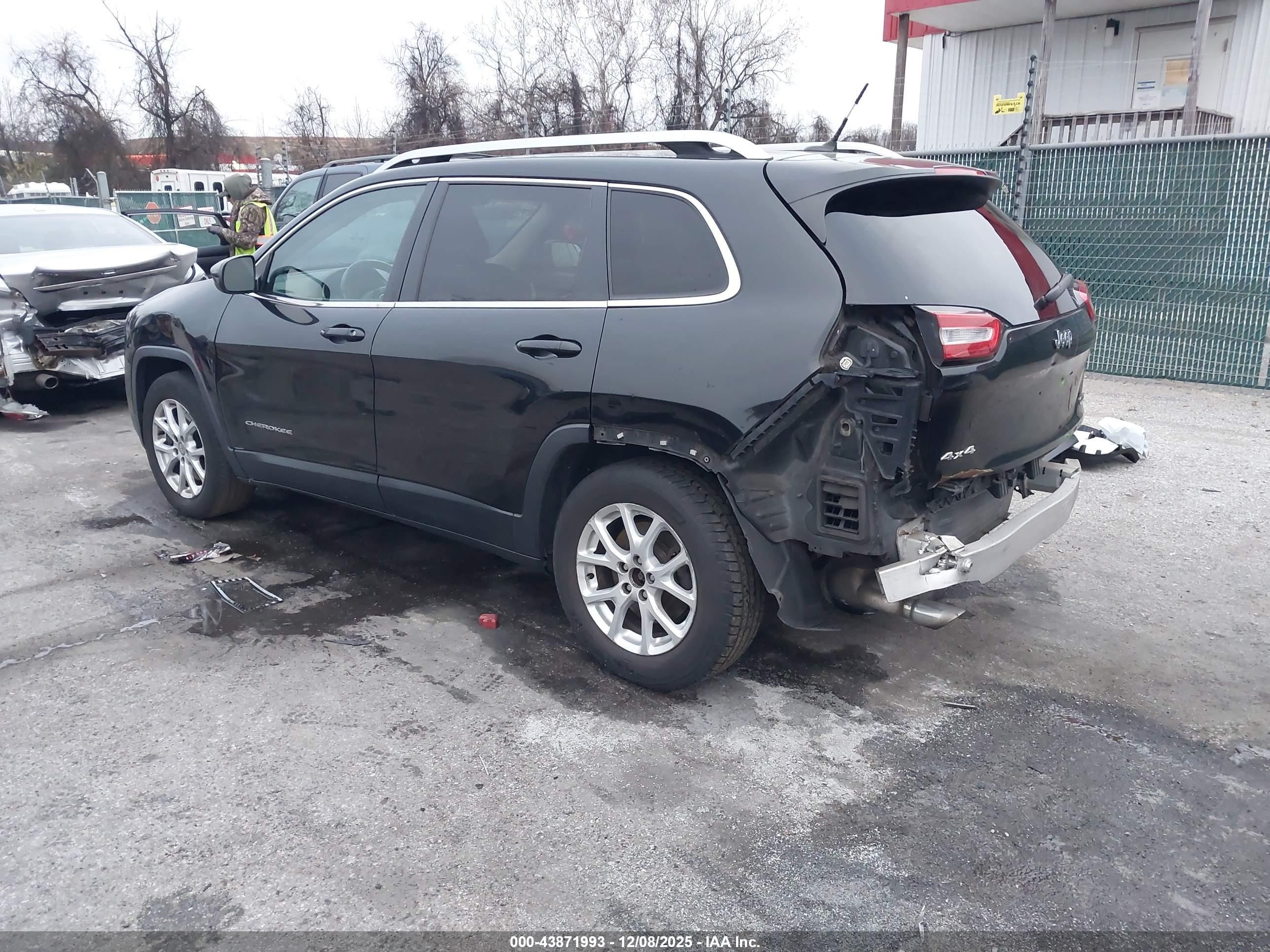 2014 Jeep Cherokee Latitude Black vin: 1C4PJMCB9EW226882