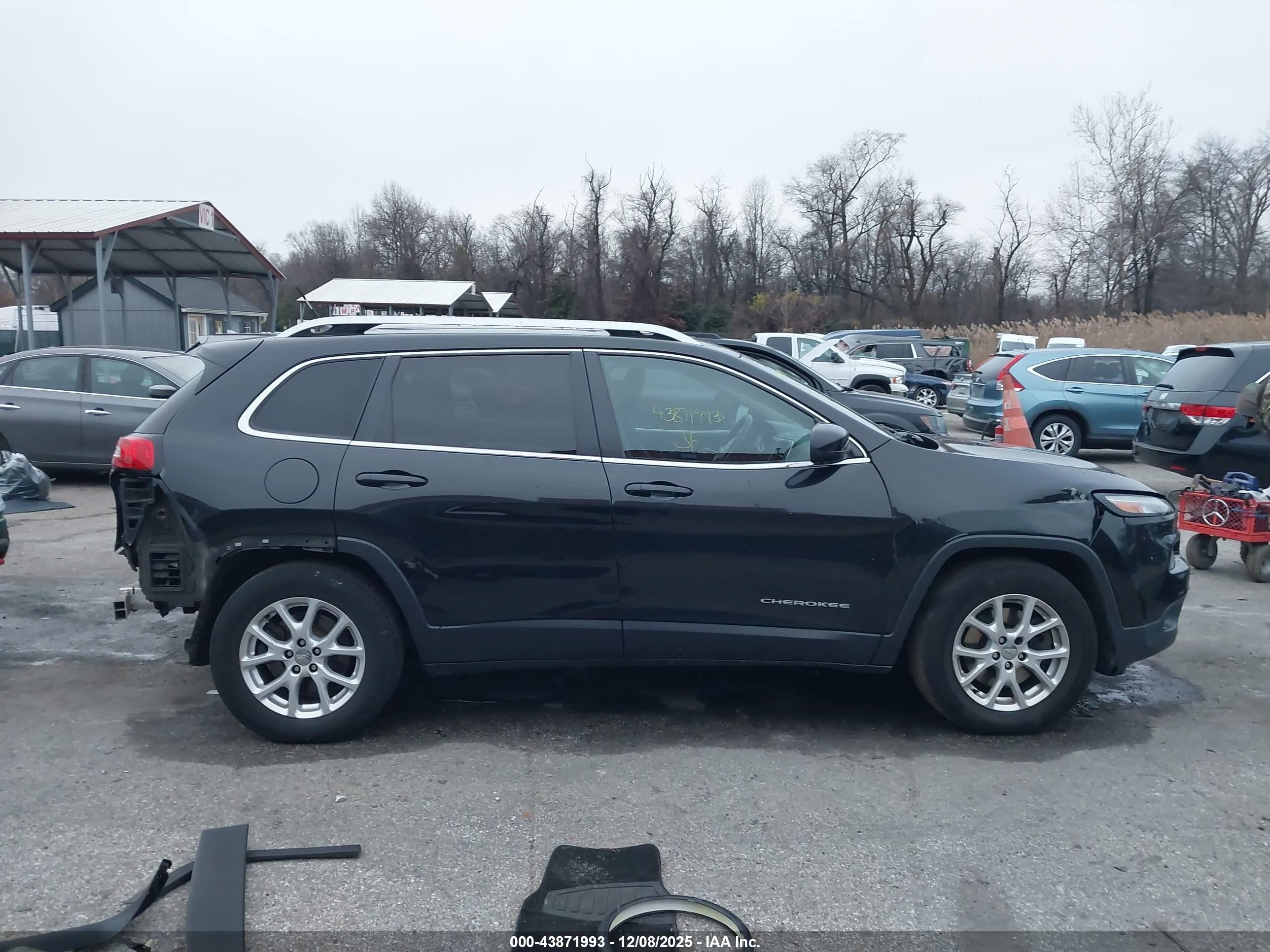 2014 Jeep Cherokee Latitude Black vin: 1C4PJMCB9EW226882
