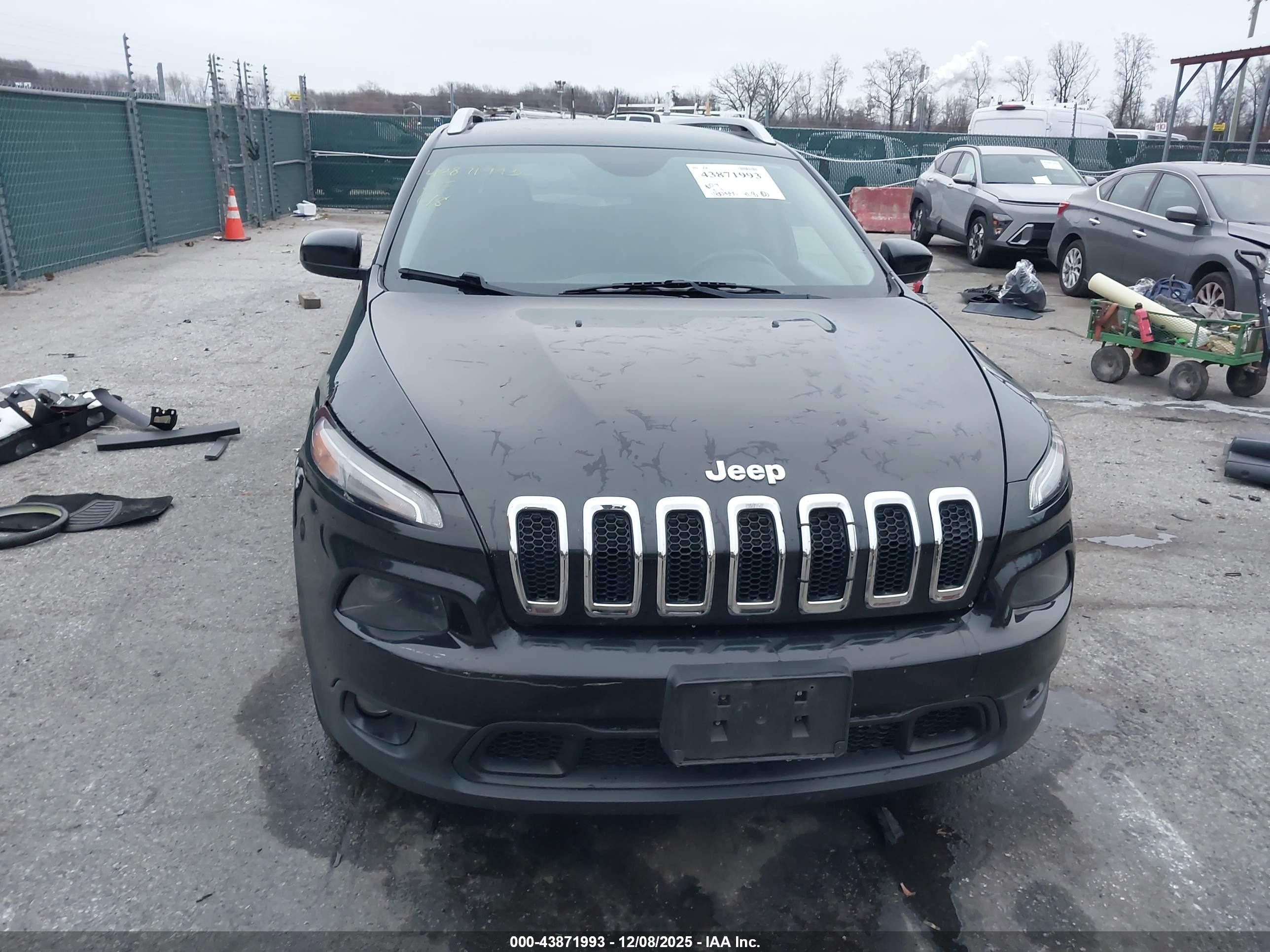 2014 Jeep Cherokee Latitude Black vin: 1C4PJMCB9EW226882