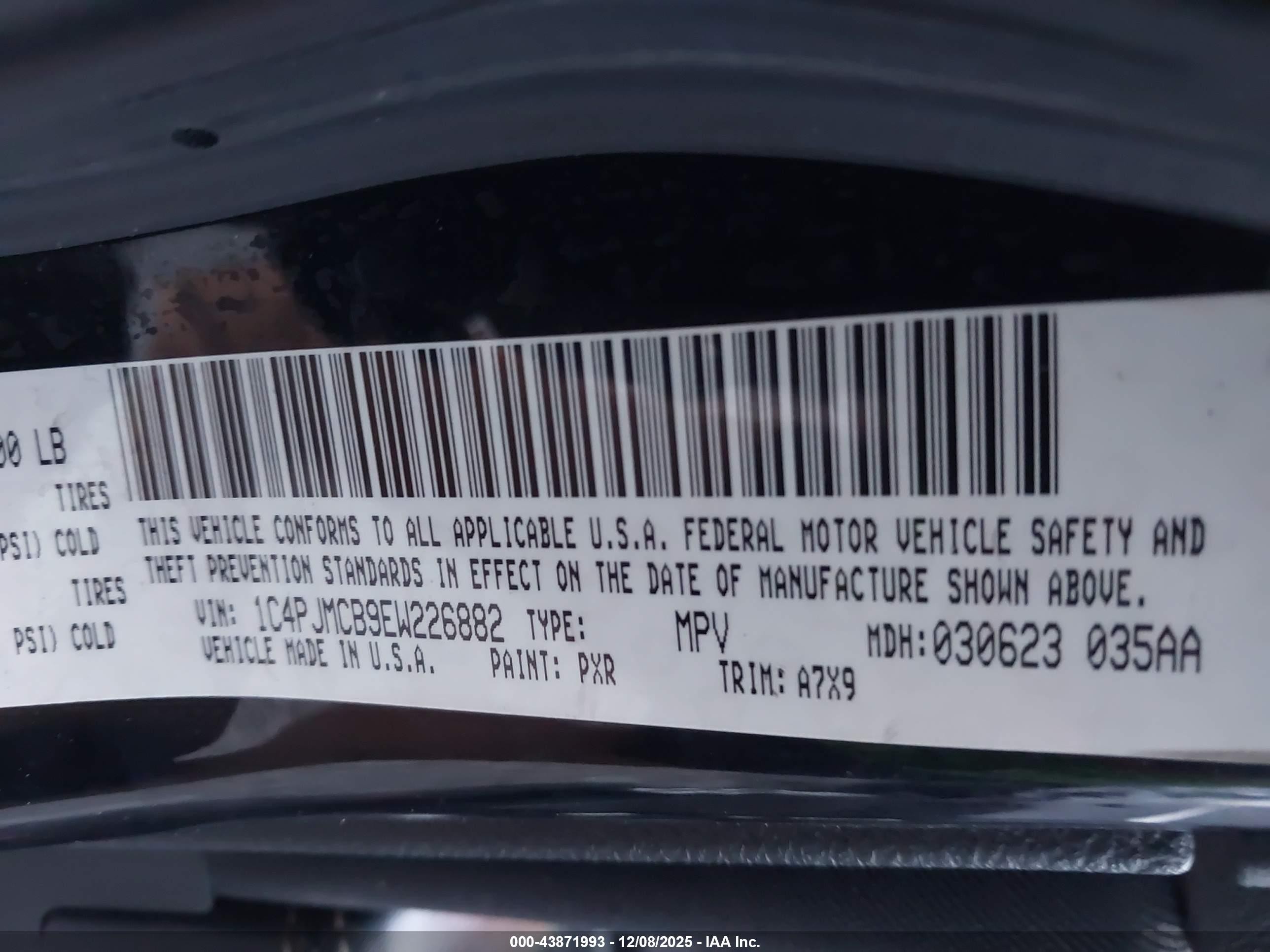 2014 Jeep Cherokee Latitude Black vin: 1C4PJMCB9EW226882