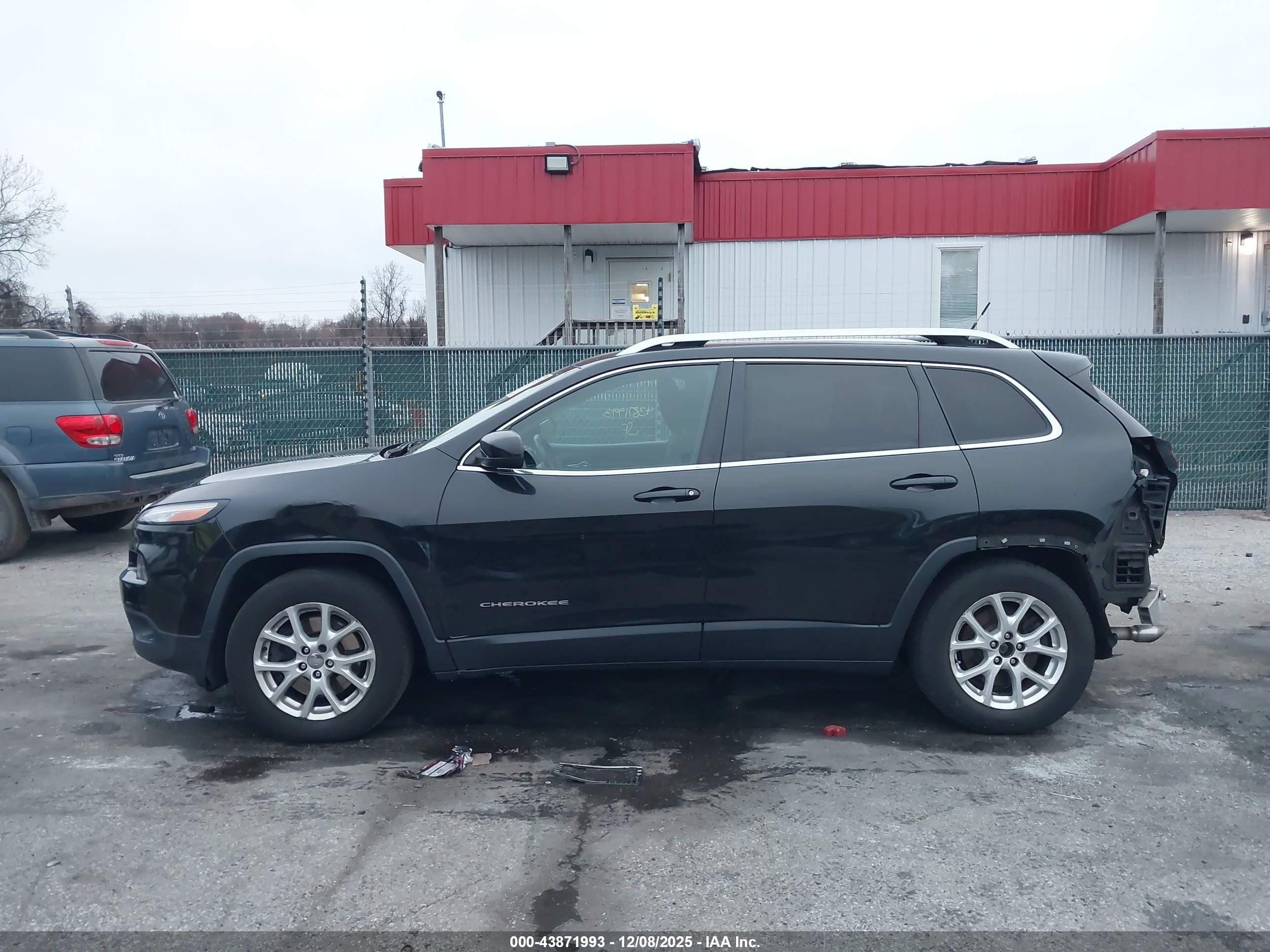 2014 Jeep Cherokee Latitude Black vin: 1C4PJMCB9EW226882