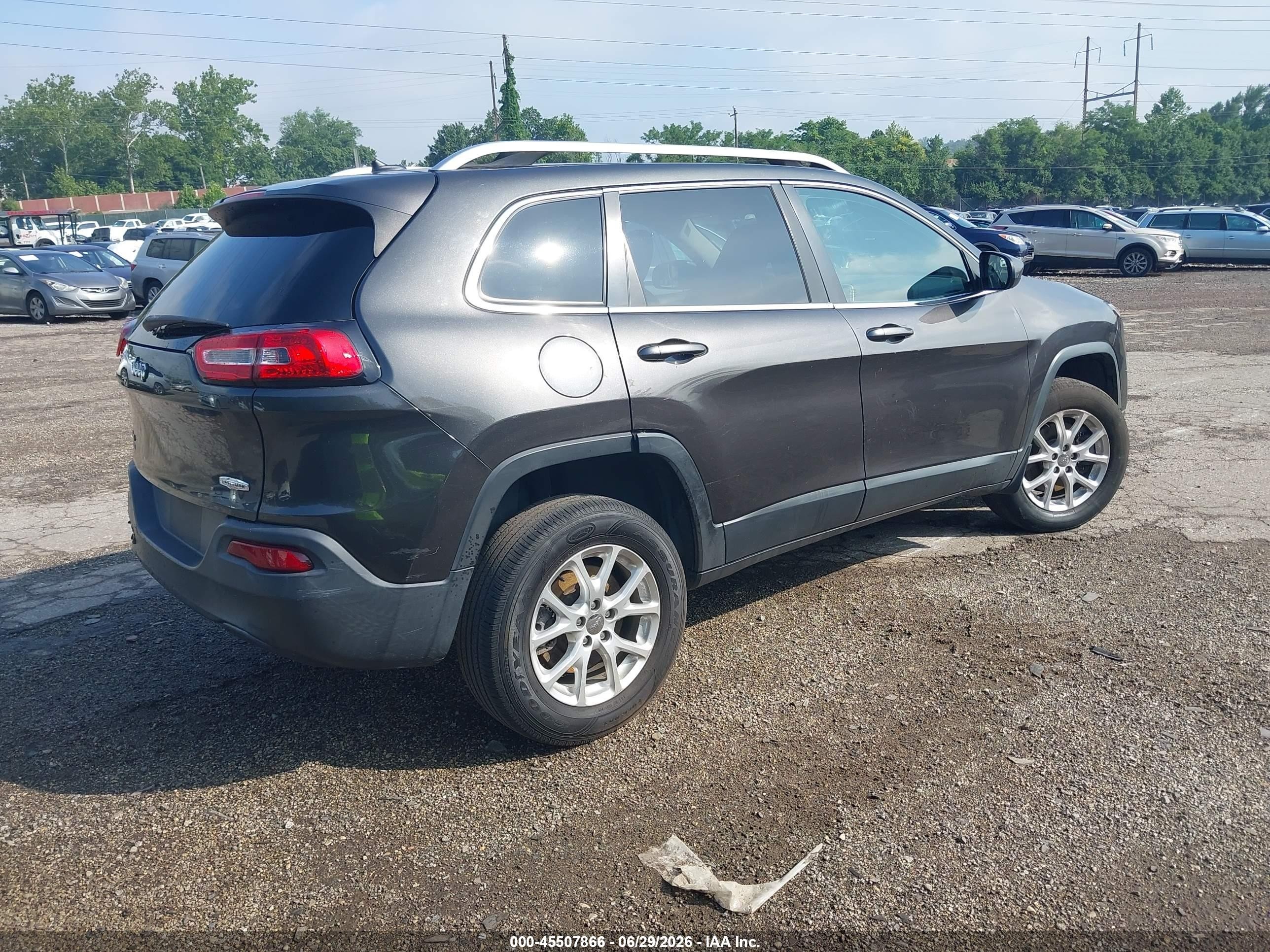 2014 Jeep Cherokee Latitude Gray vin: 1C4PJMCB9EW240734