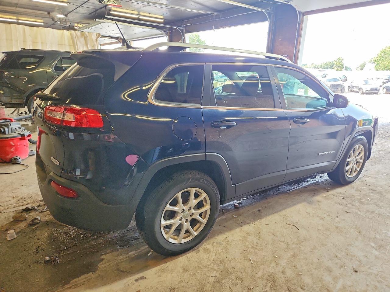 2014 Jeep Cherokee Latitude Blue vin: 1C4PJMCB9EW286578