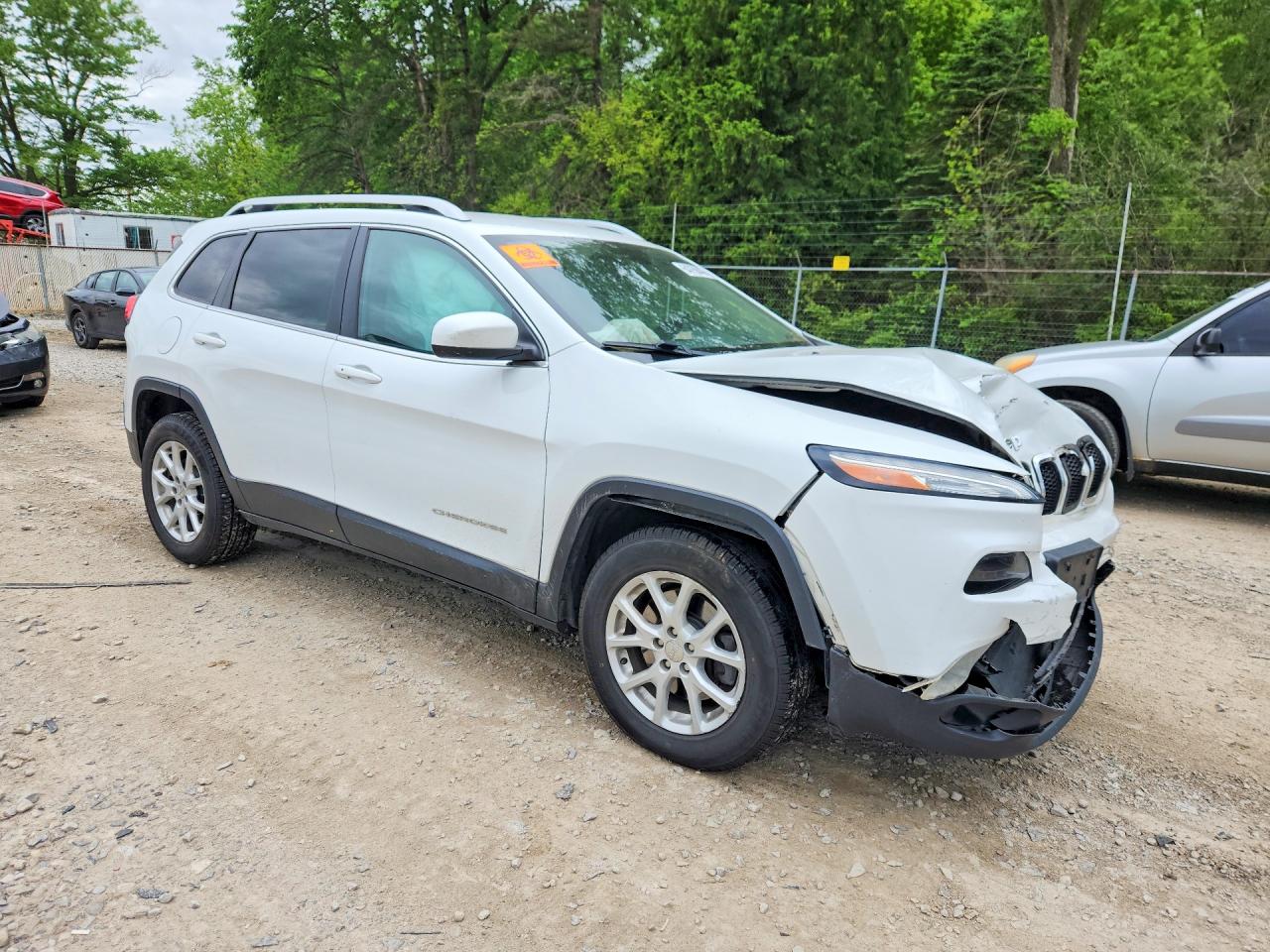 2015 Jeep Cherokee Latitude Белый vin: 1C4PJMCB9FW606144