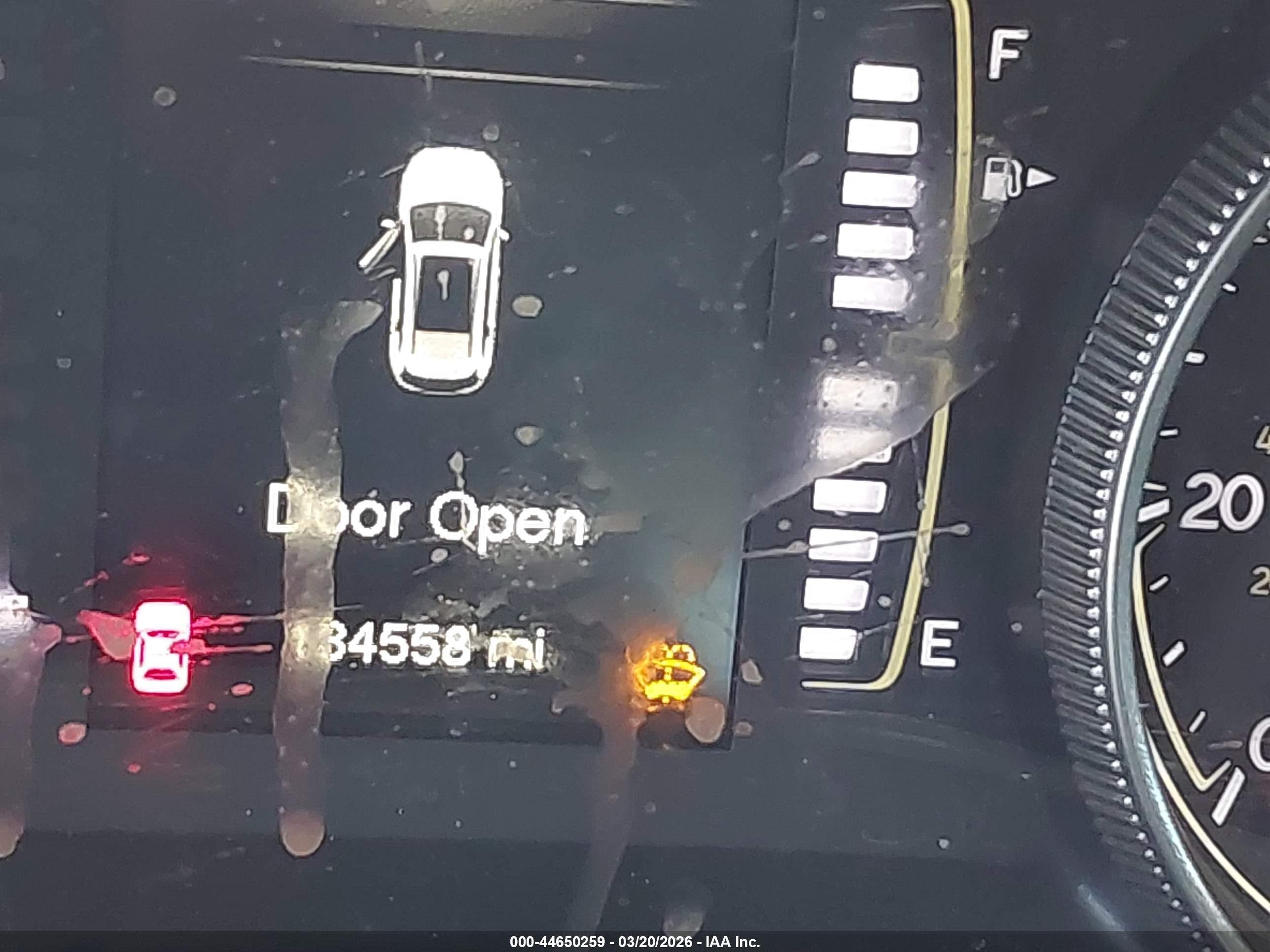 2015 Jeep Cherokee Latitude Красный vin: 1C4PJMCB9FW697402