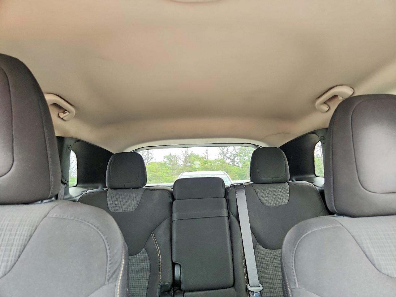 2015 Jeep Cherokee Latitude Black vin: 1C4PJMCB9FW788234