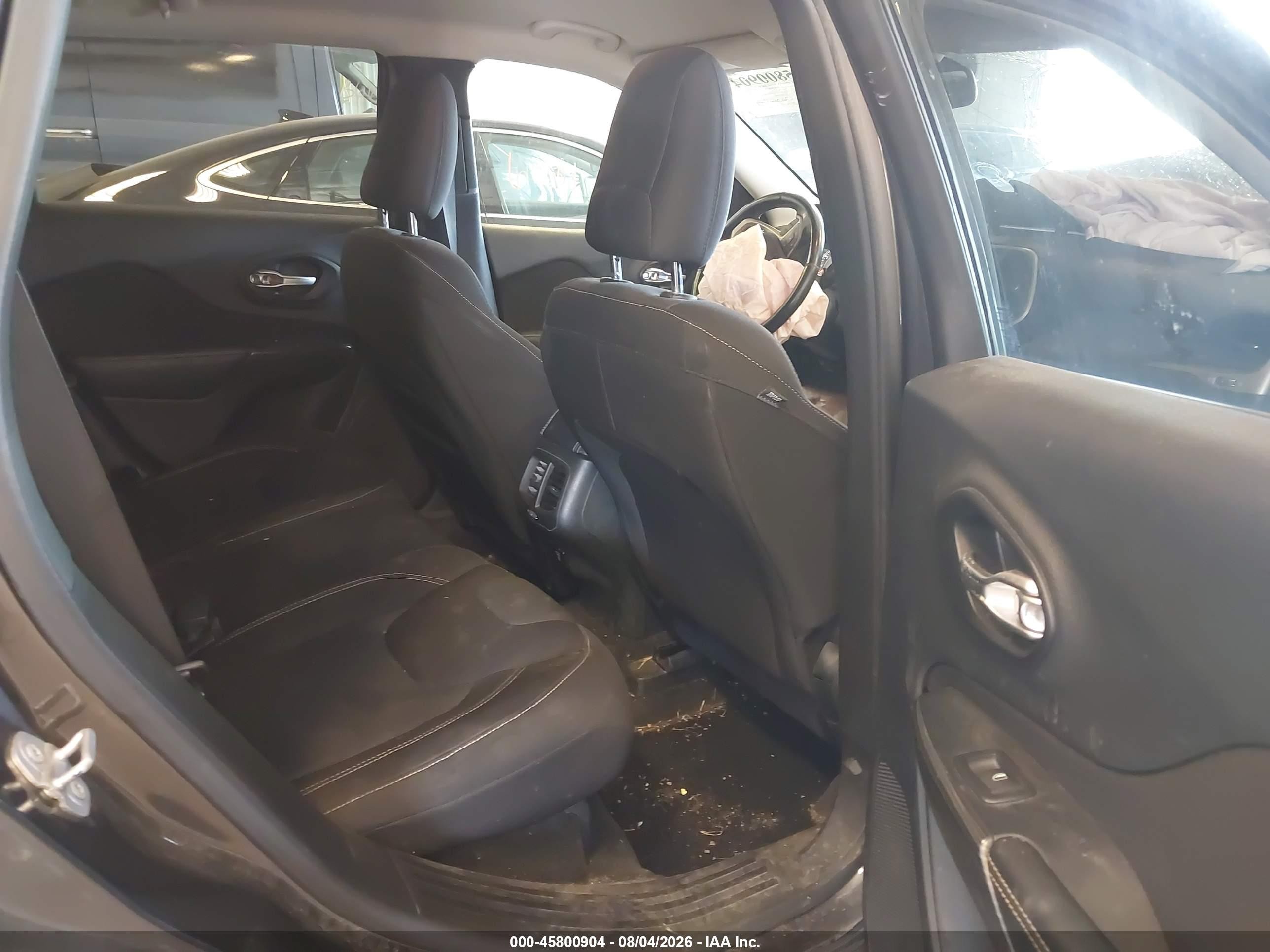 2015 Jeep Cherokee Latitude Gray vin: 1C4PJMCB9FW788878