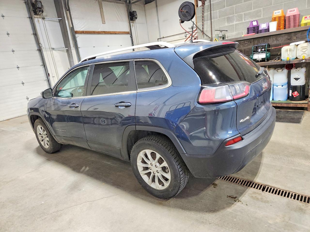 2019 Jeep Cherokee Latitude Blue vin: 1C4PJMCB9KD413482