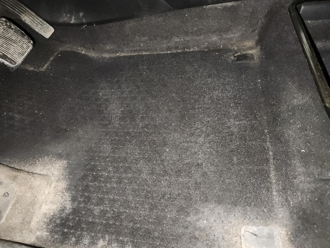 2019 Jeep Cherokee Latitude Blue vin: 1C4PJMCB9KD413482 Damage: Left Front Carpet, Stained, Permanent