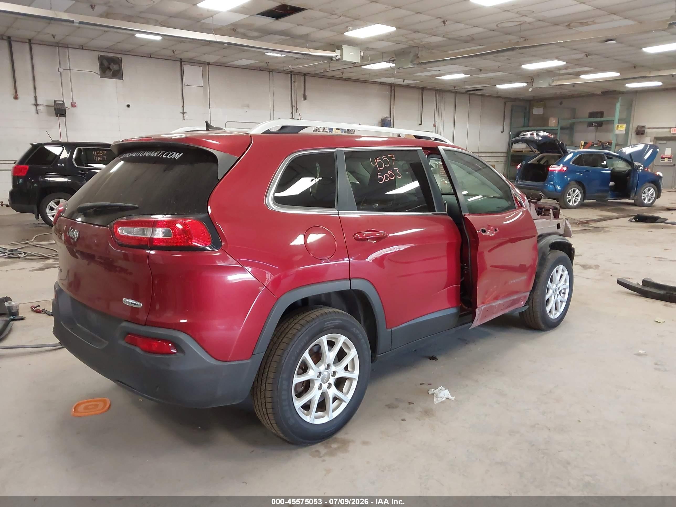 2014 Jeep Cherokee Latitude Red vin: 1C4PJMCBXEW146510