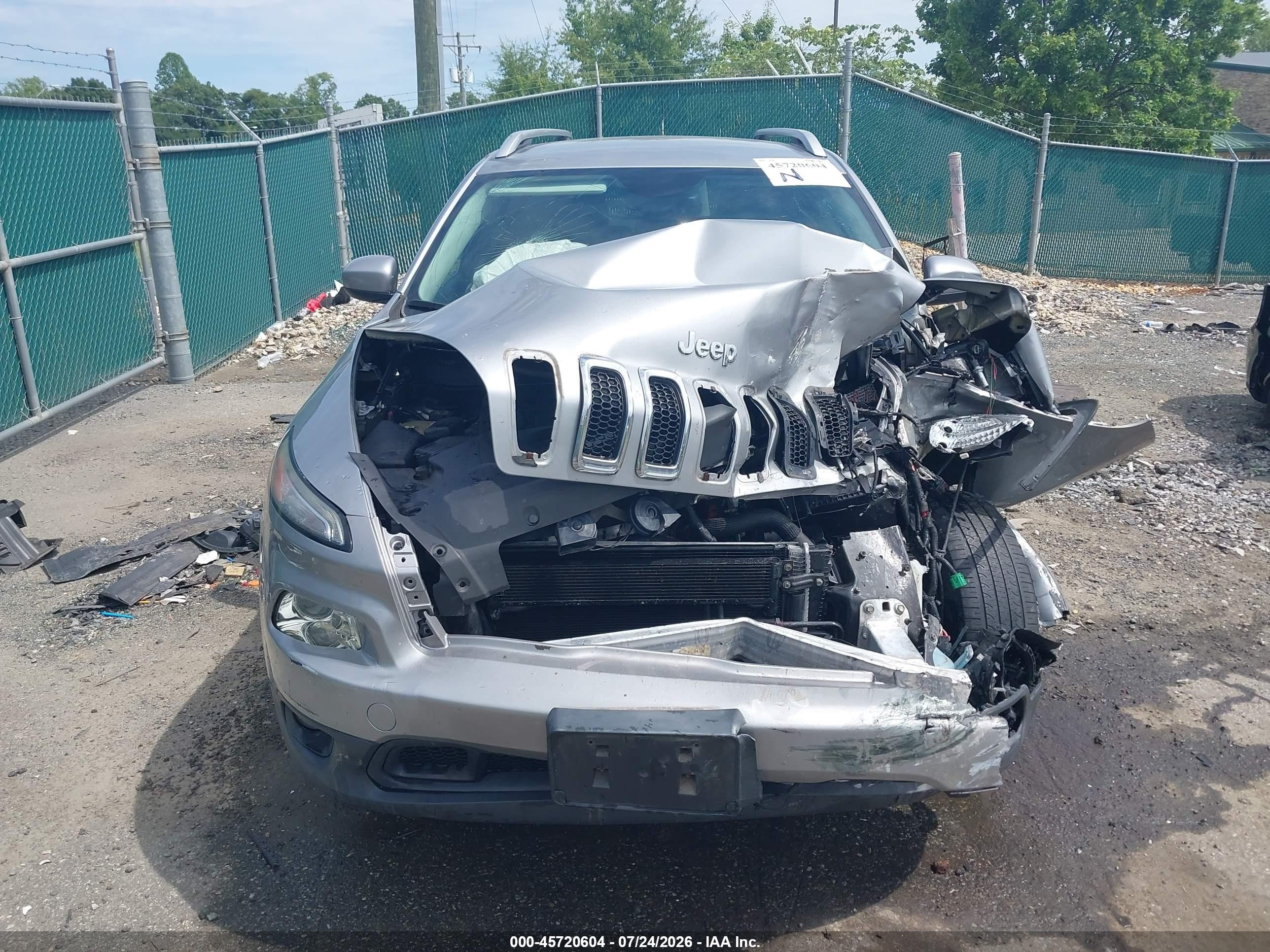 2014 Jeep Cherokee Latitude Gray vin: 1C4PJMCBXEW240564