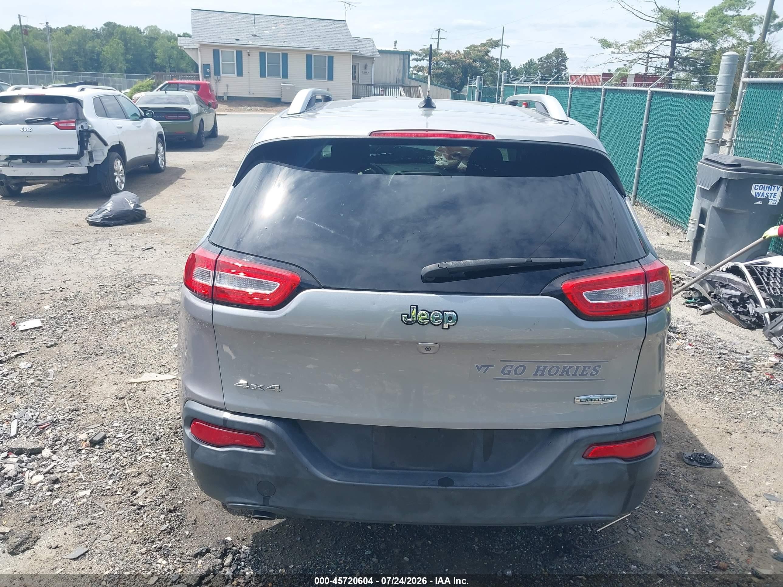 2014 Jeep Cherokee Latitude Gray vin: 1C4PJMCBXEW240564