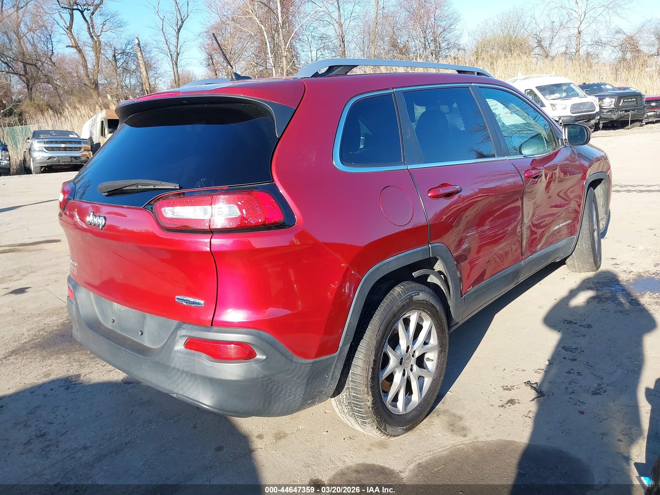 2014 Jeep Cherokee Latitude Red vin: 1C4PJMCBXEW296973