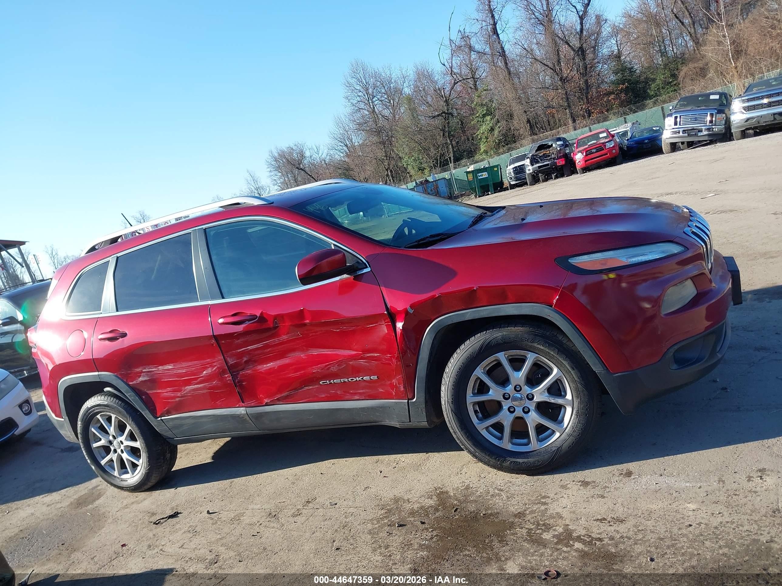 2014 Jeep Cherokee Latitude Red vin: 1C4PJMCBXEW296973