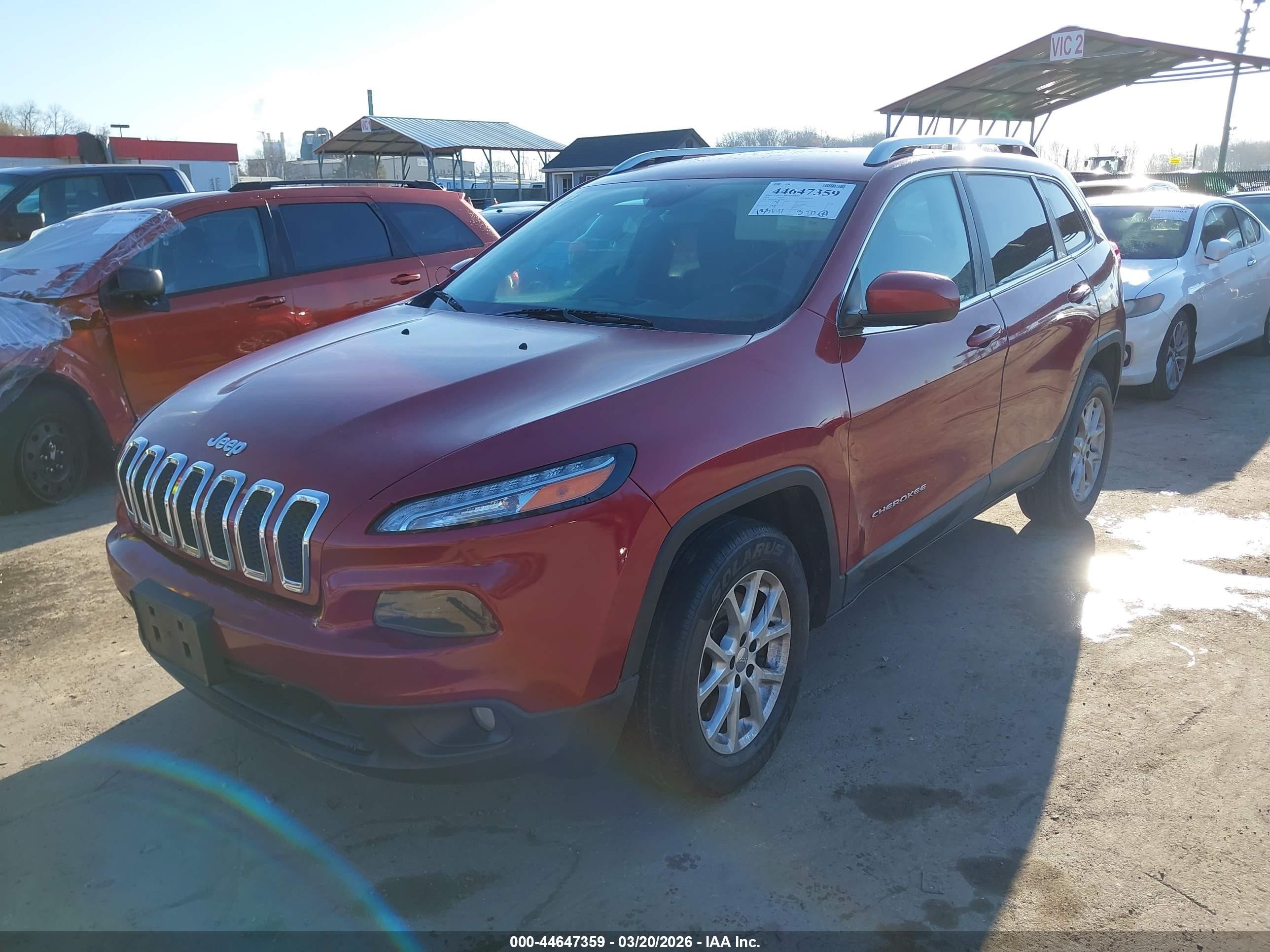 2014 Jeep Cherokee Latitude Red vin: 1C4PJMCBXEW296973
