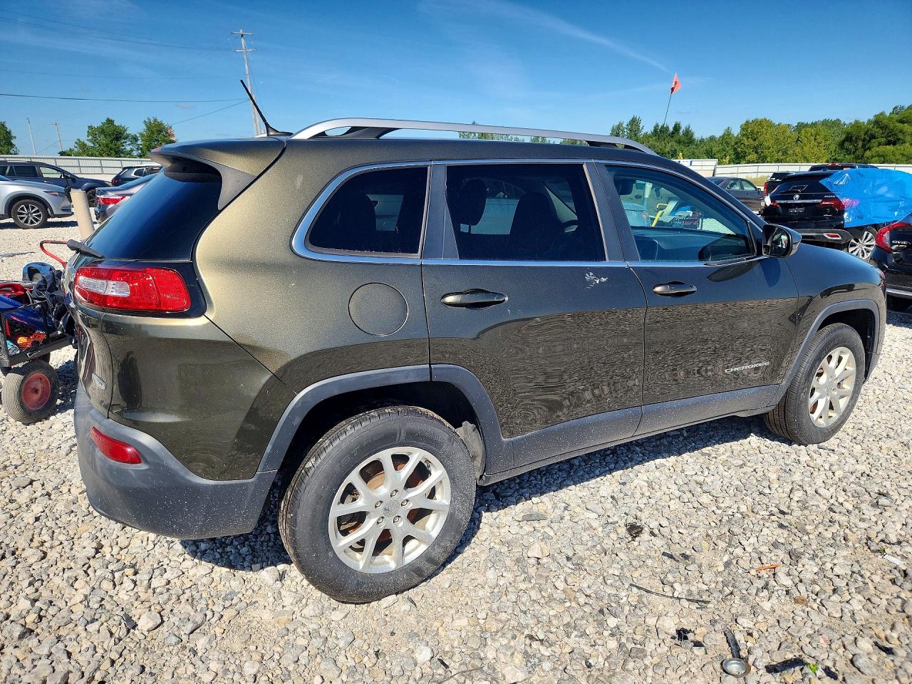 2015 Jeep Cherokee Latitude Brown vin: 1C4PJMCBXFW515691