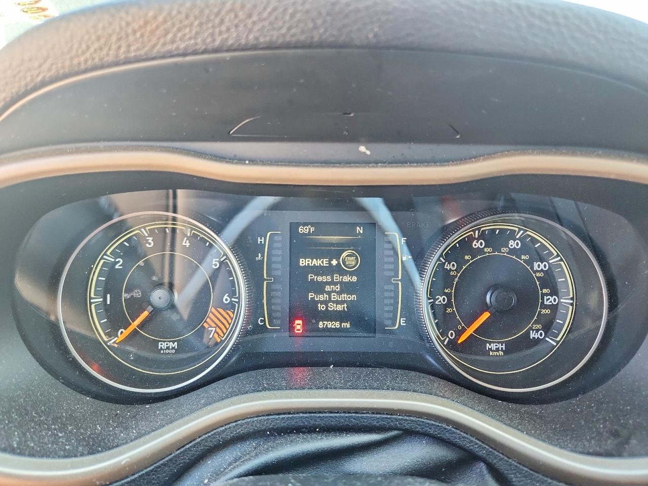 2015 Jeep Cherokee Latitude Brown vin: 1C4PJMCBXFW515691