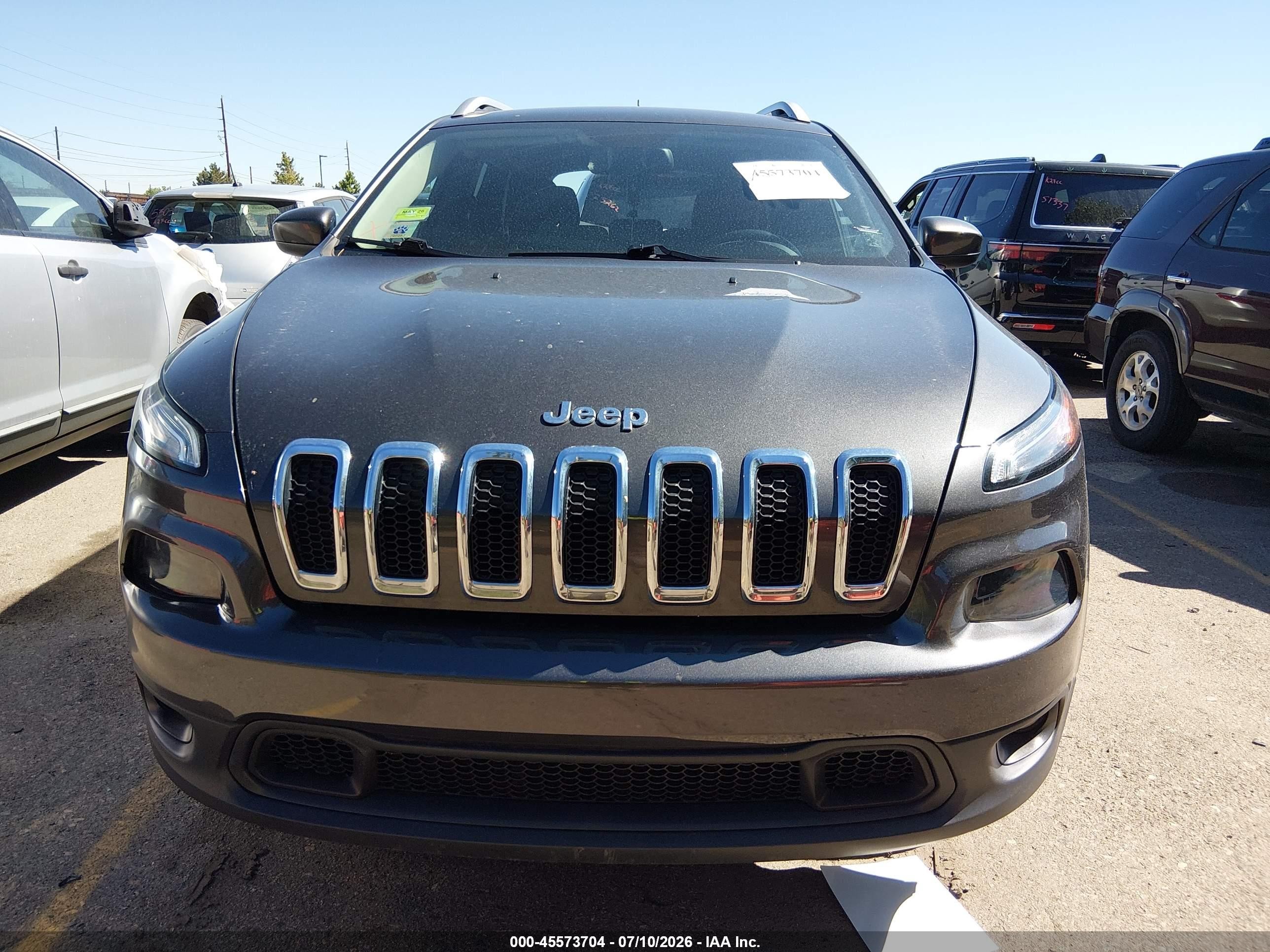 2015 Jeep Cherokee Latitude Gray vin: 1C4PJMCBXFW540543