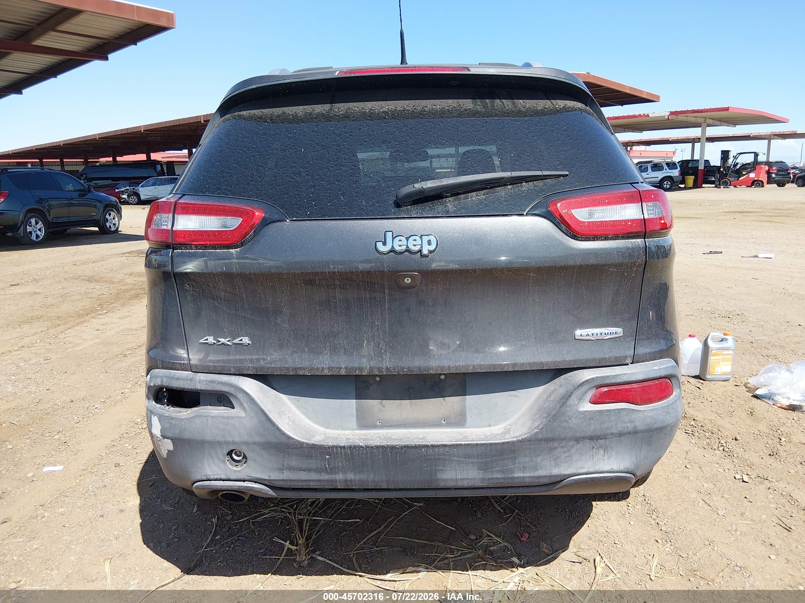2015 Jeep Cherokee Latitude Gray vin: 1C4PJMCBXFW589046