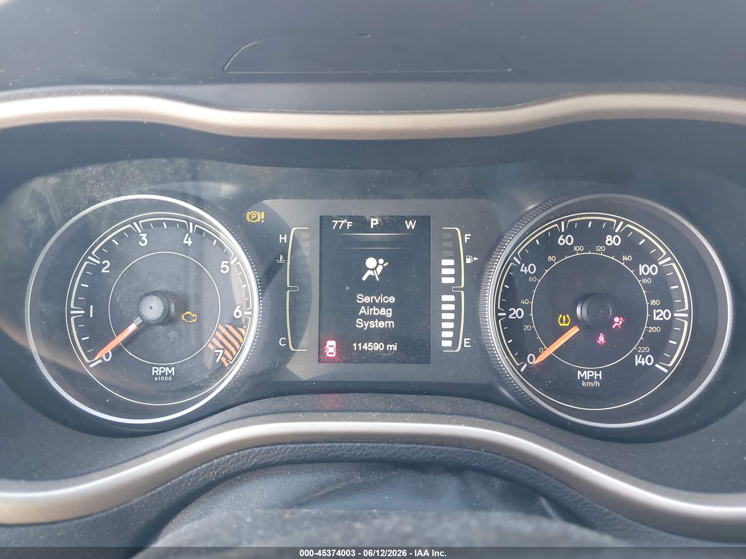 2015 Jeep Cherokee Latitude Серый vin: 1C4PJMCBXFW645762