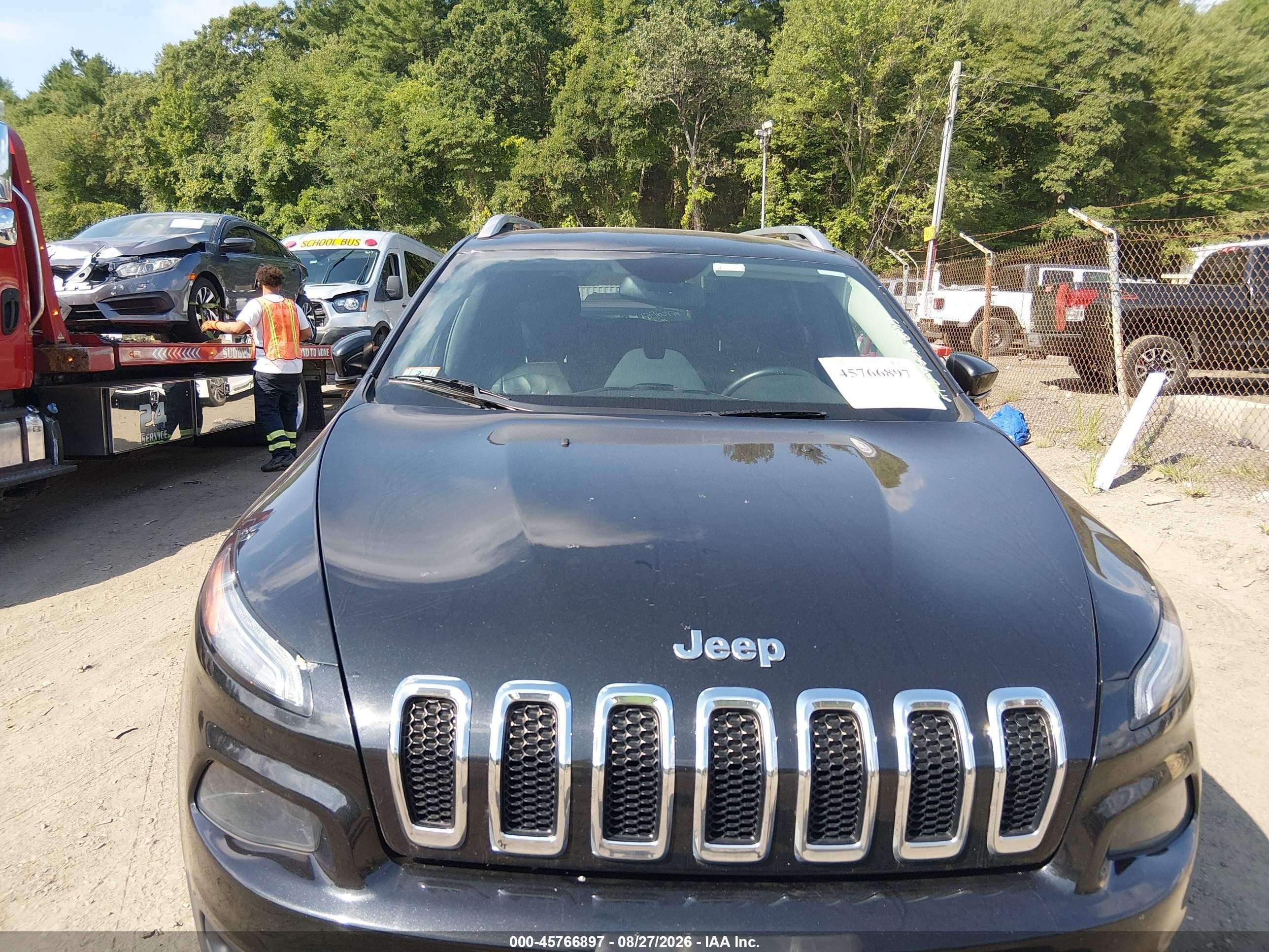 2015 Jeep Cherokee Latitude Black vin: 1C4PJMCBXFW691849